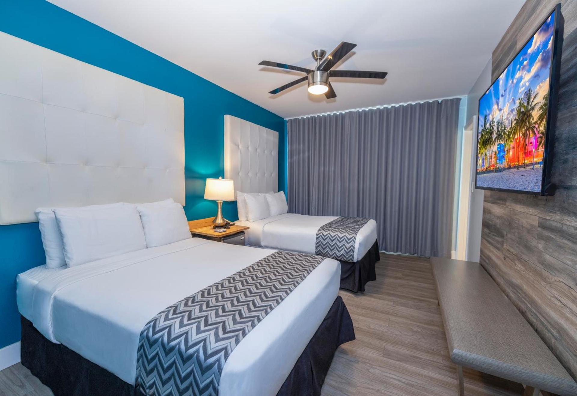 Colony Hotel photo 12