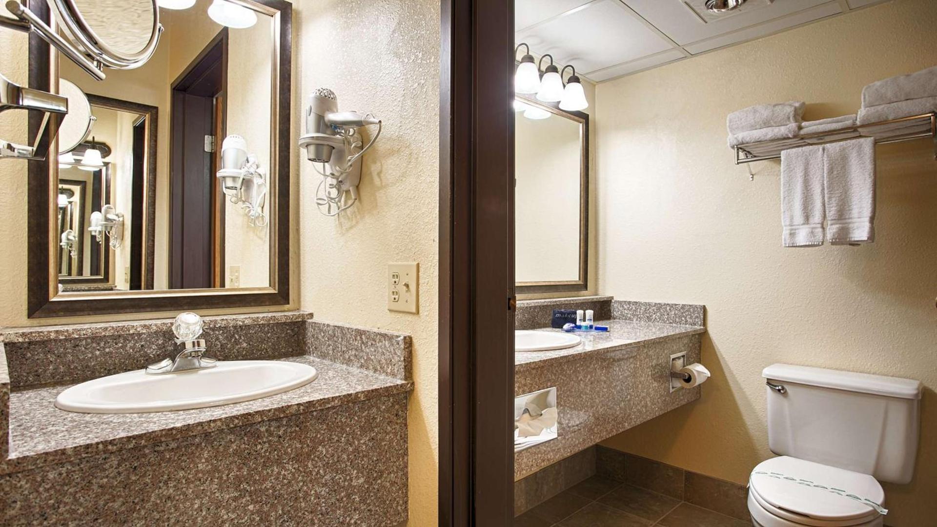 Best Western Music Capital Inn photo 15