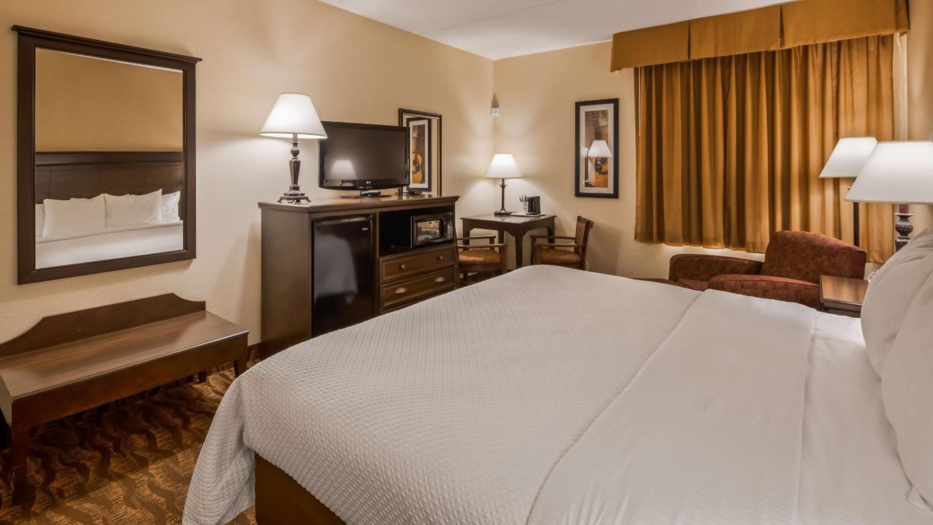 Best Western Music Capital Inn photo 24