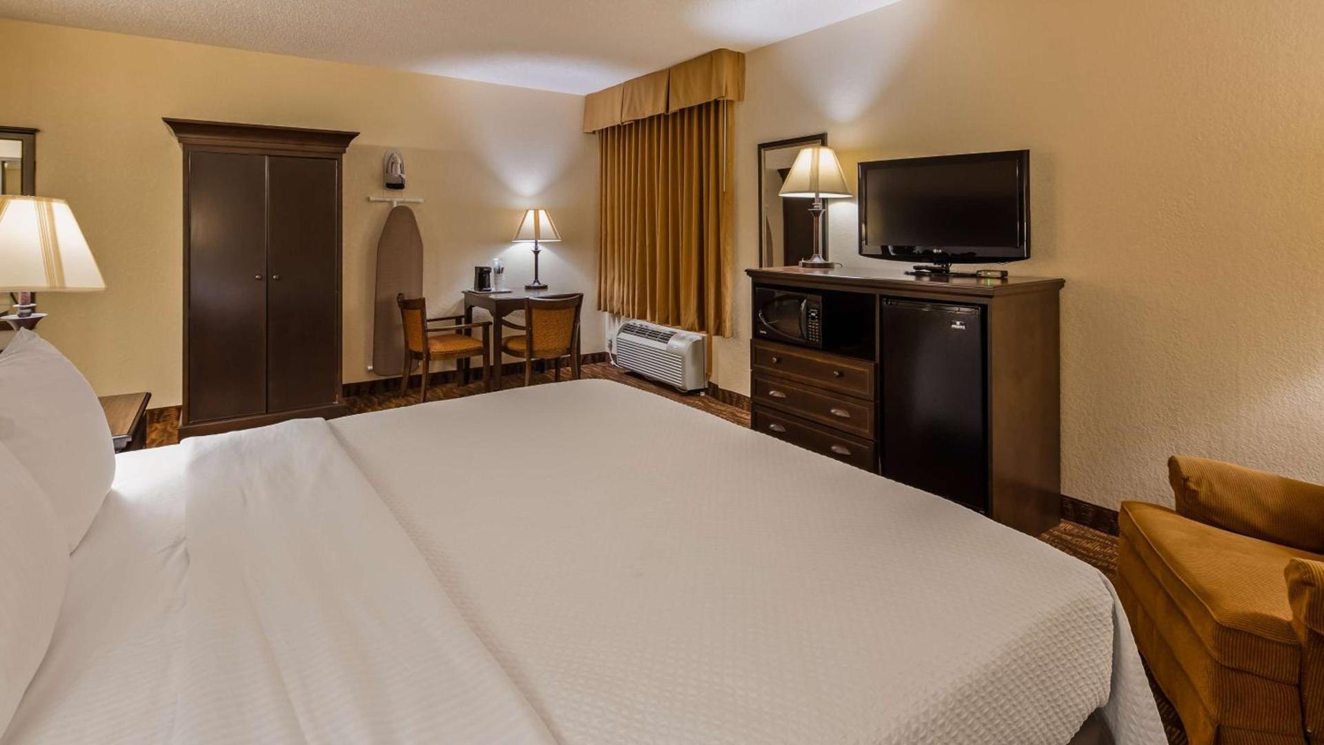 Best Western Music Capital Inn photo 28