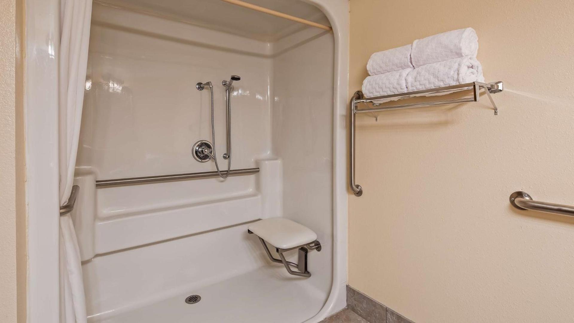 Best Western Music Capital Inn photo 32