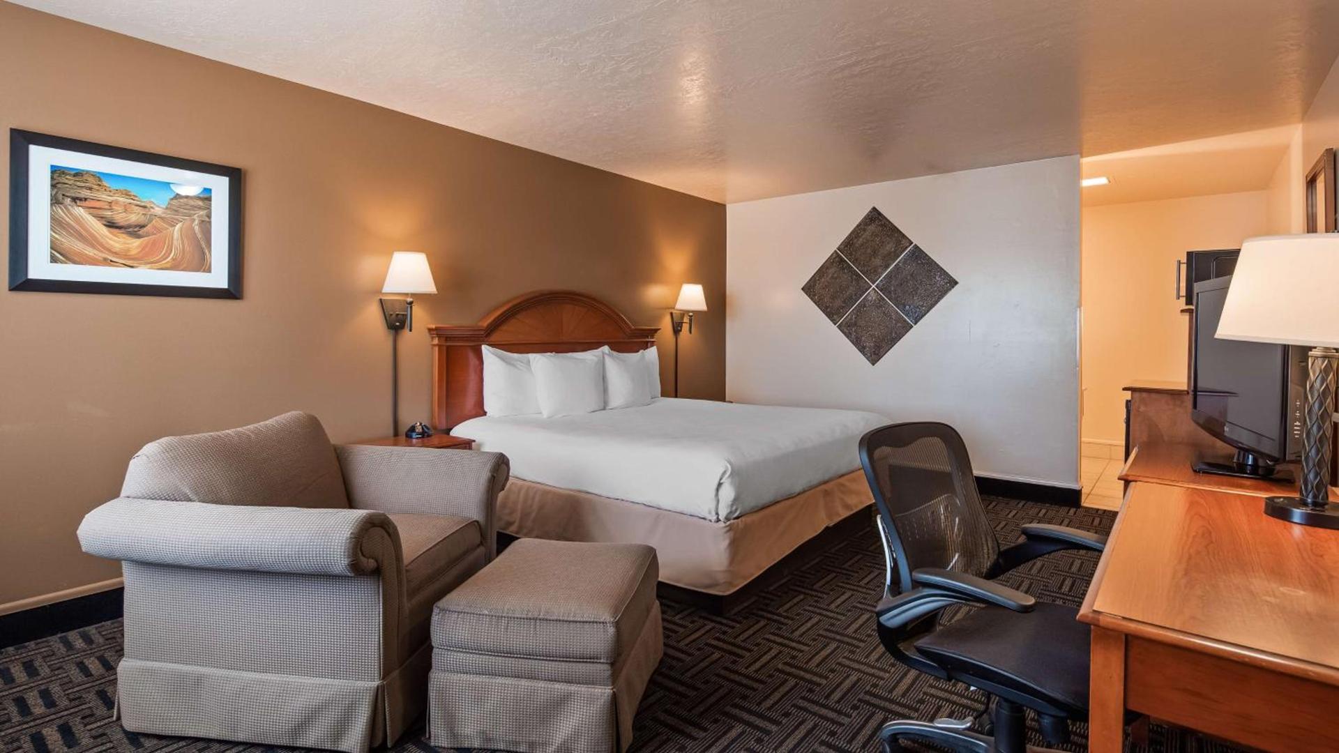 Best Western Paradise Inn photo 8