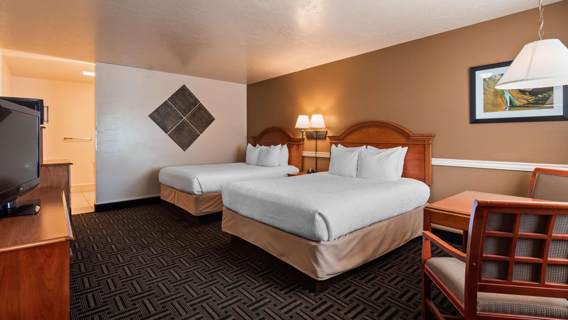 Best Western Paradise Inn photo 10