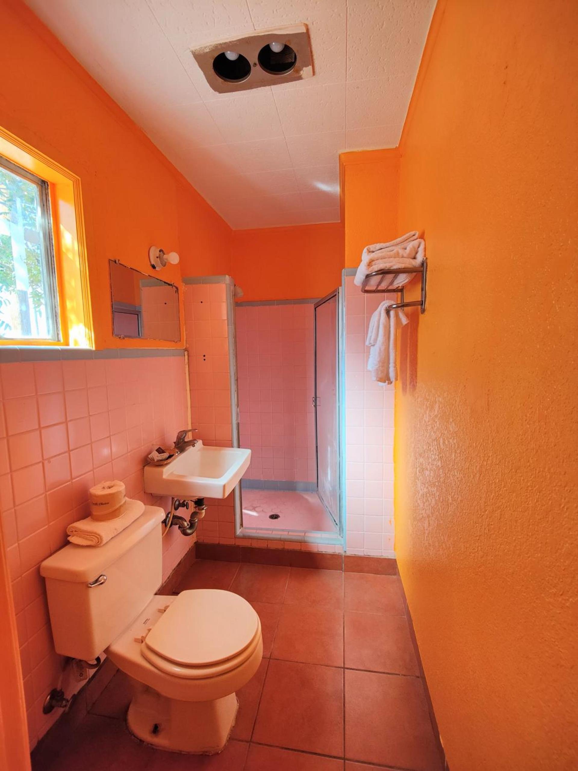 Western Motel photo 25