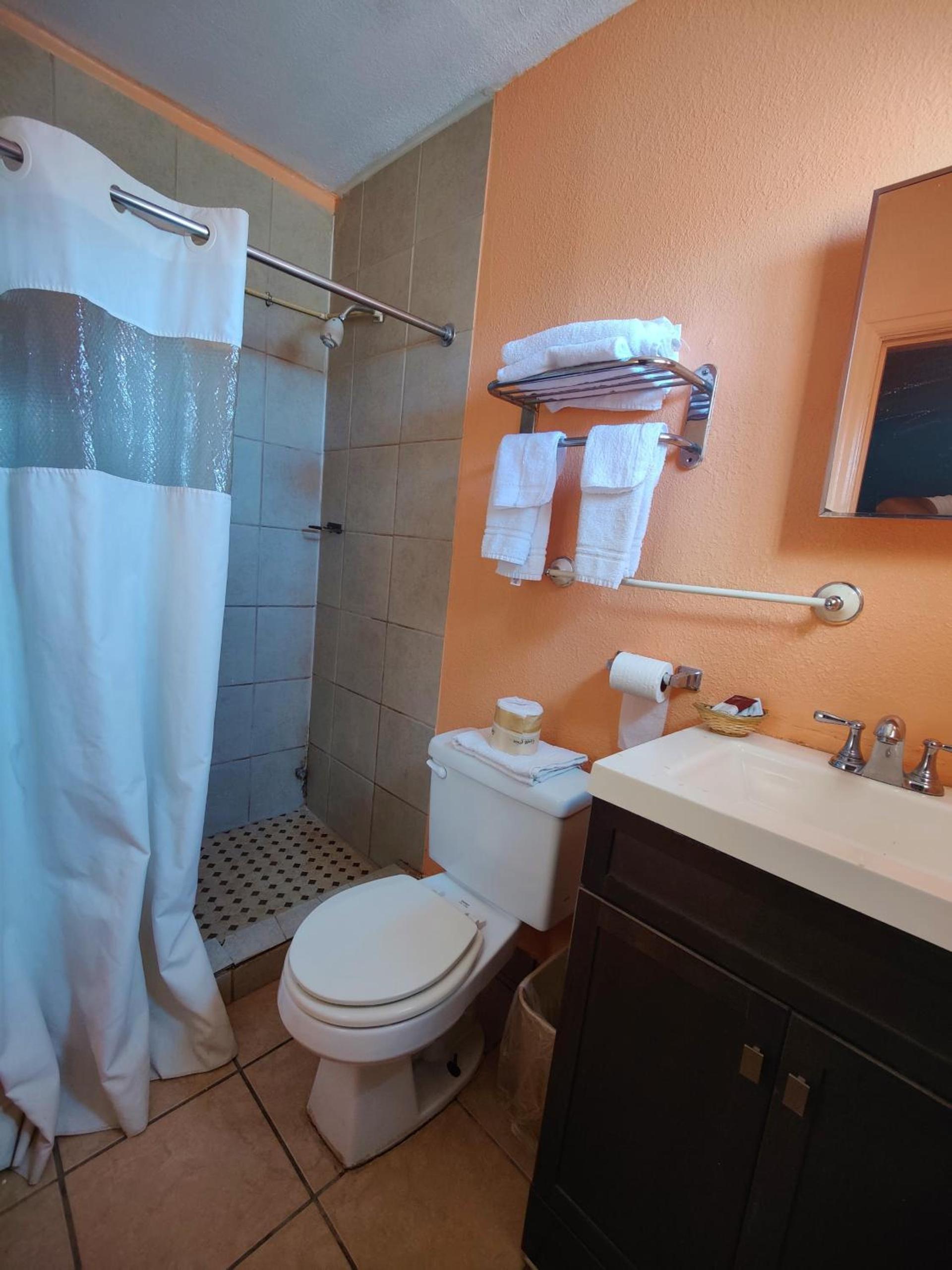 Western Motel photo 24