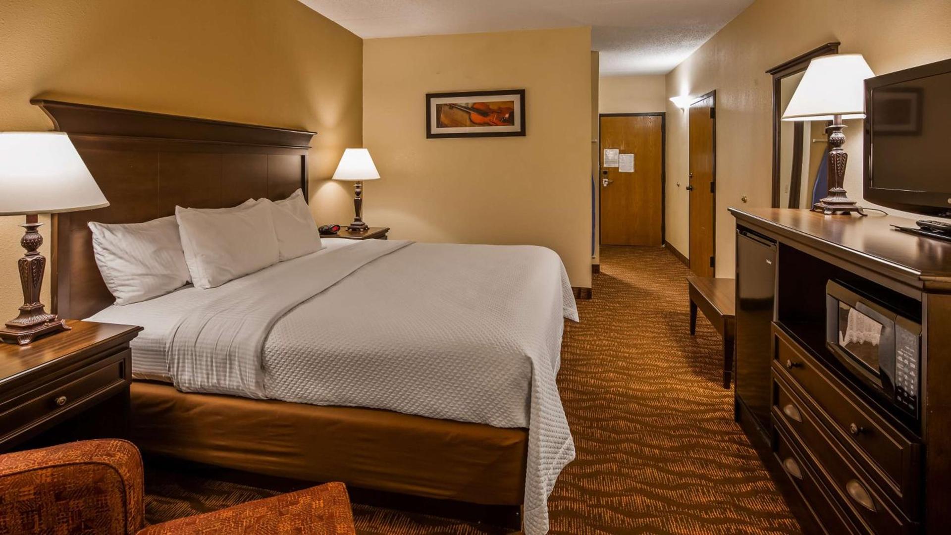 Best Western Music Capital Inn photo 25