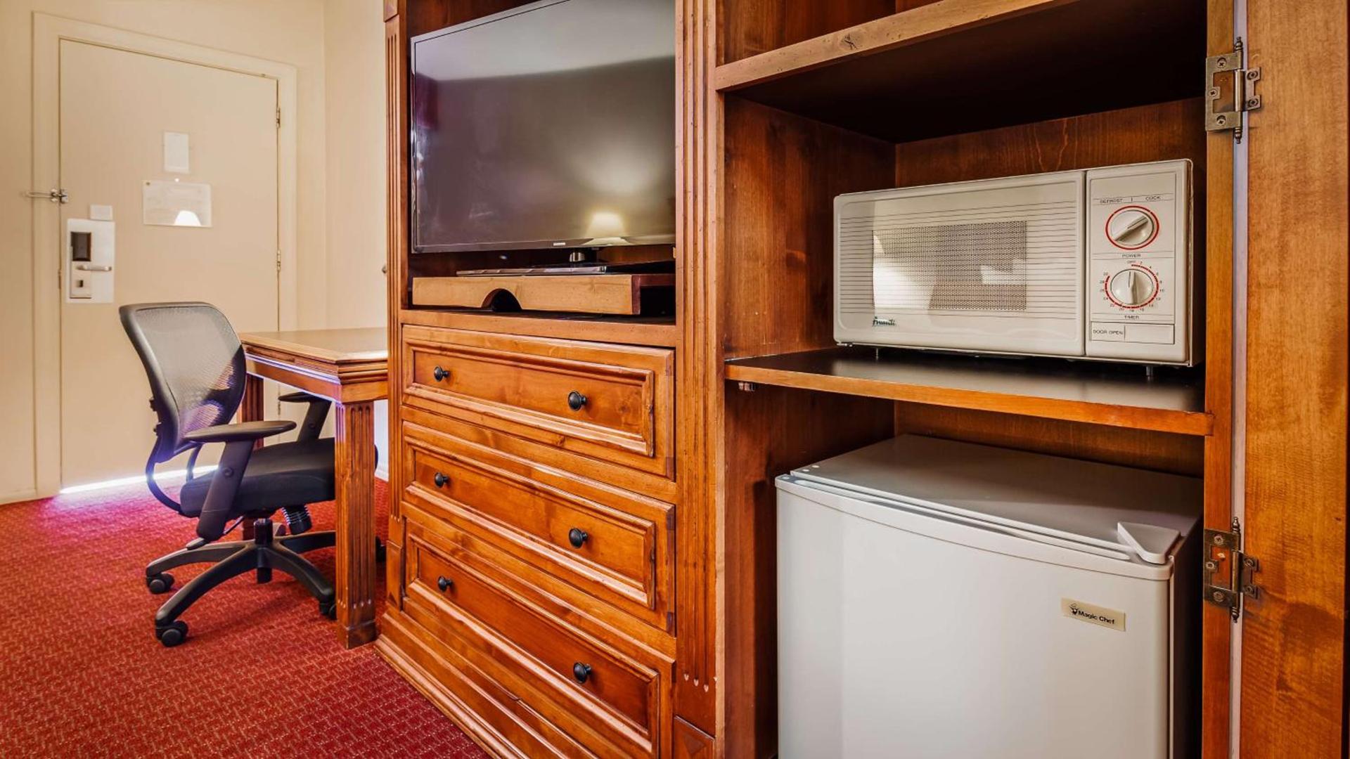 Best Western Plus King's Inn and Suites photo 35
