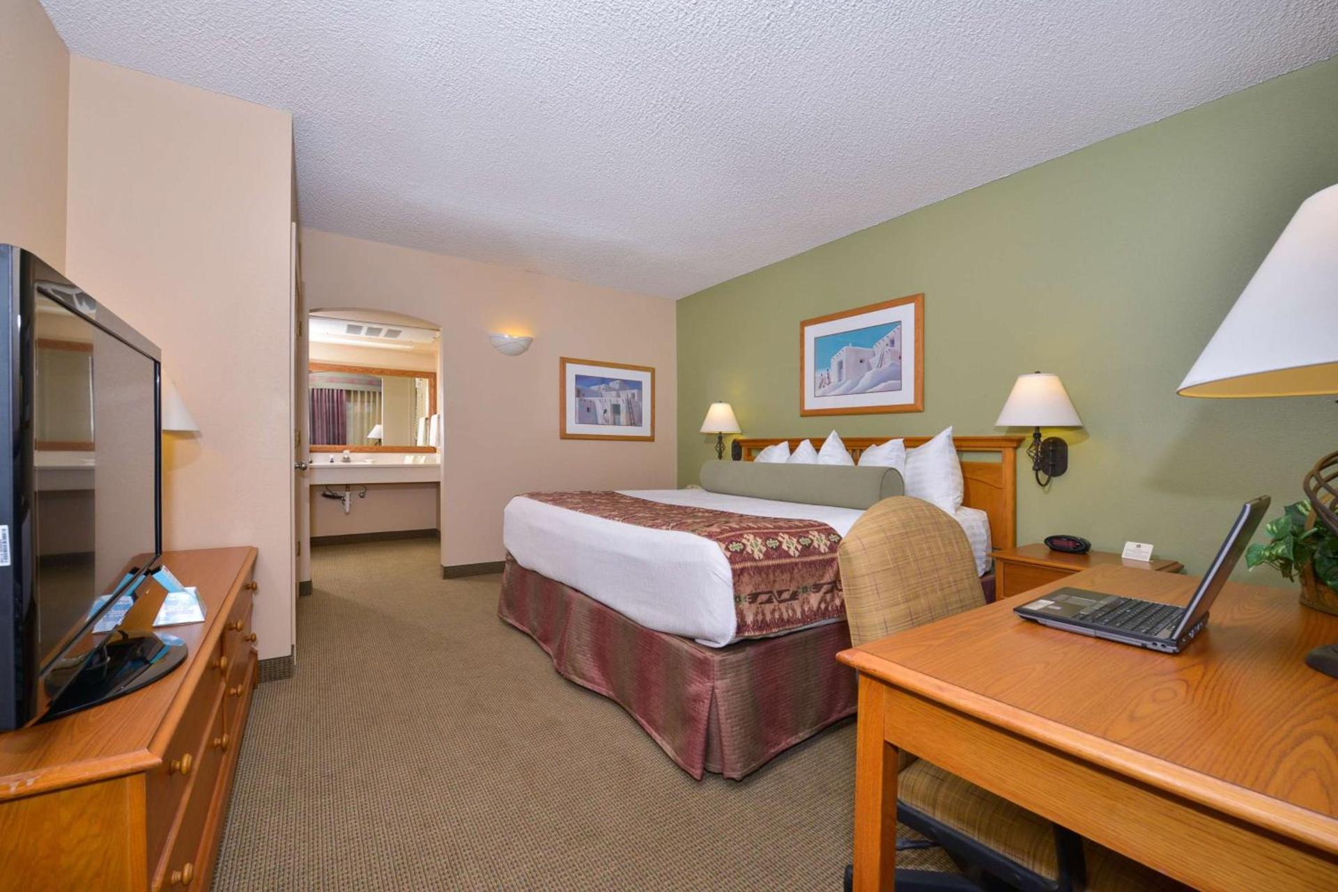 Best Western Plus King's Inn and Suites photo 56