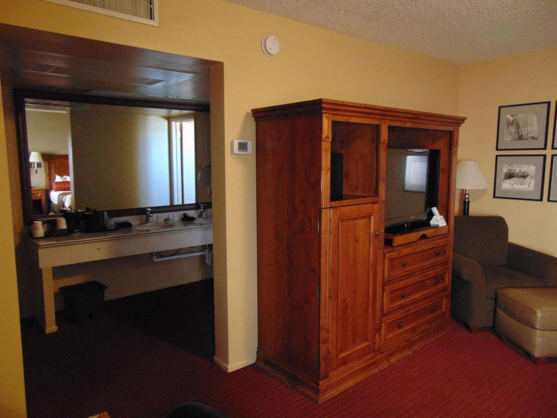 Best Western Plus King's Inn and Suites photo 44