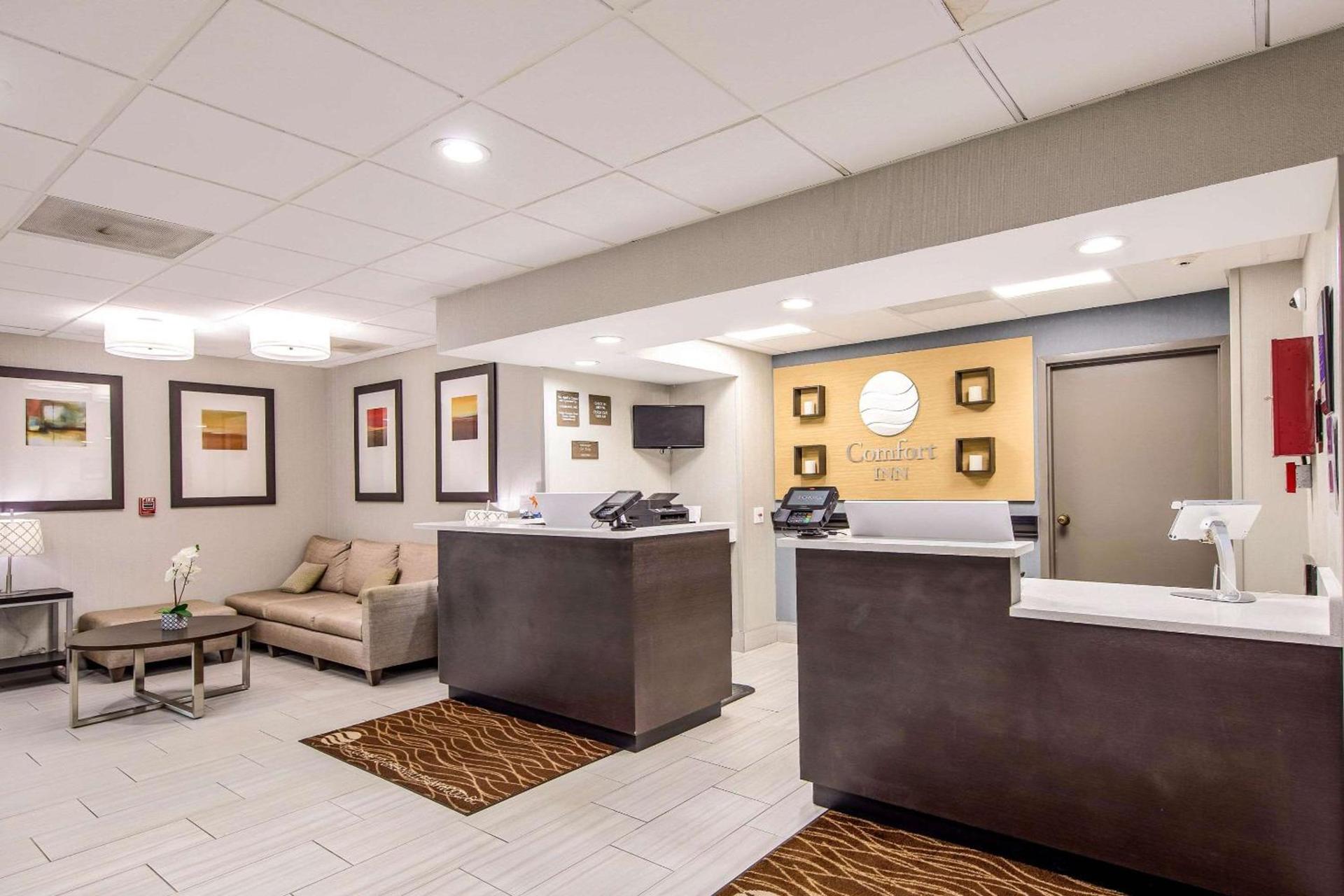 Comfort Inn Greenville - Haywood Mall photo 8