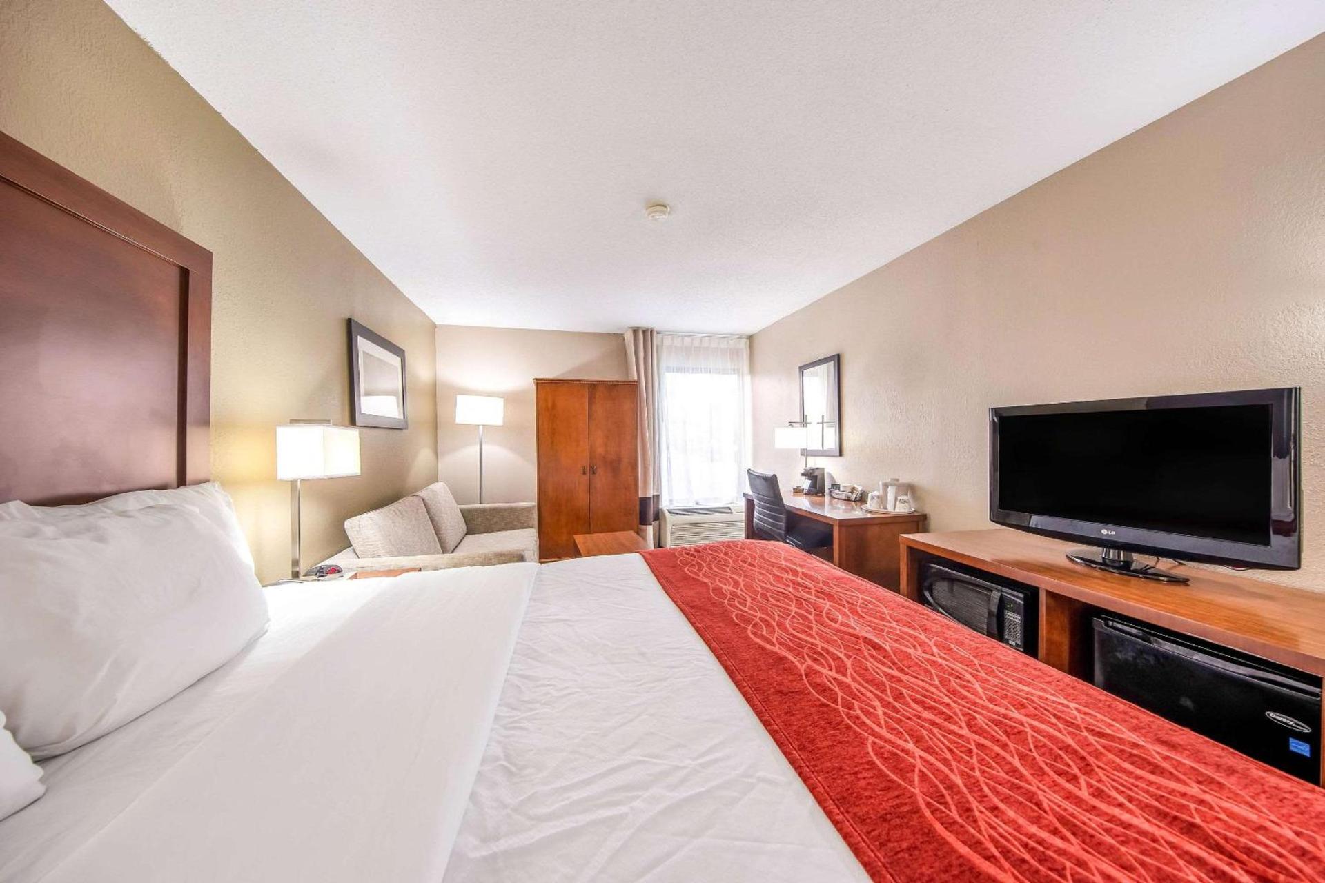 Comfort Inn Greenville - Haywood Mall photo 18