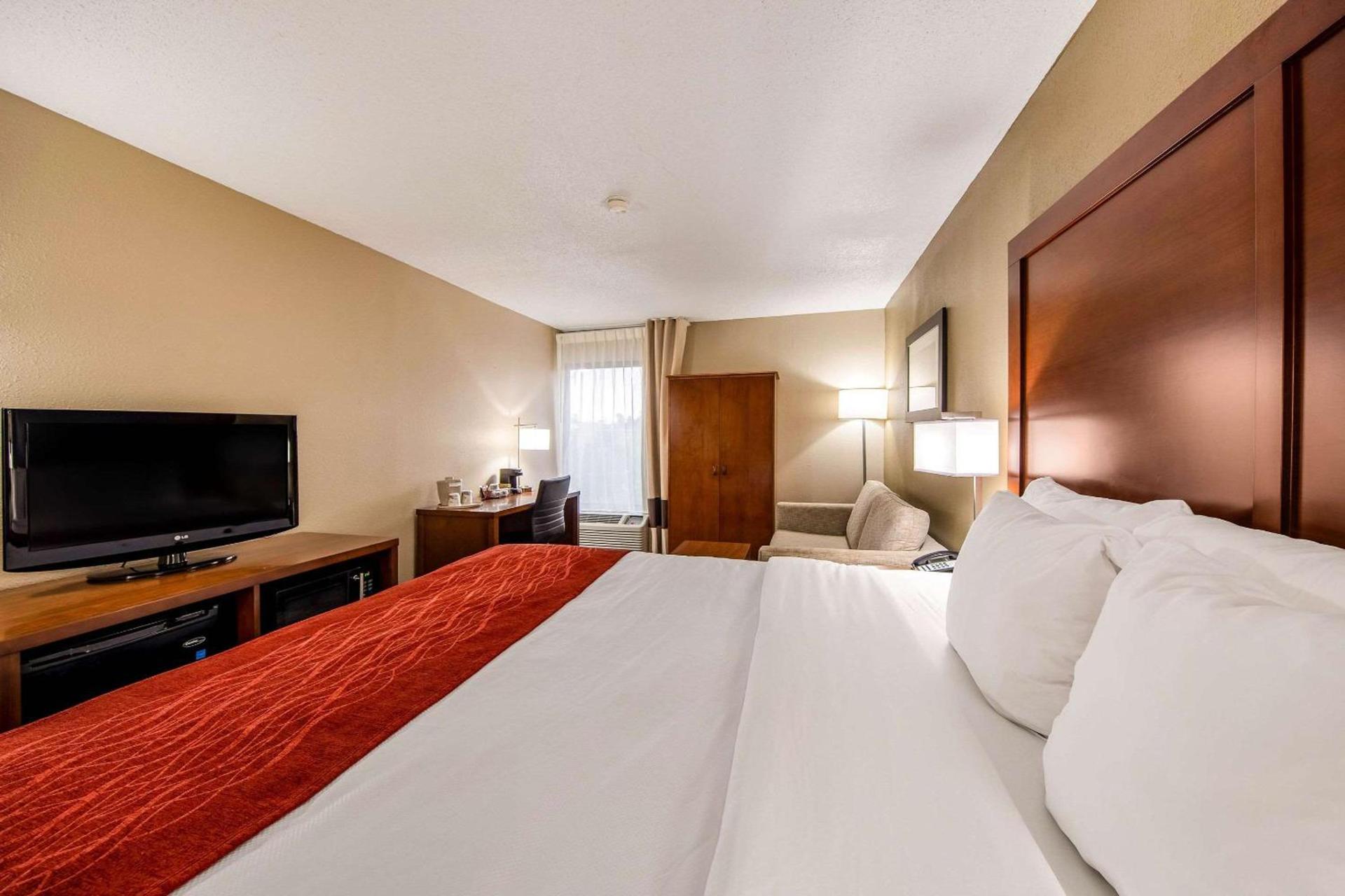 Comfort Inn Greenville - Haywood Mall photo 21