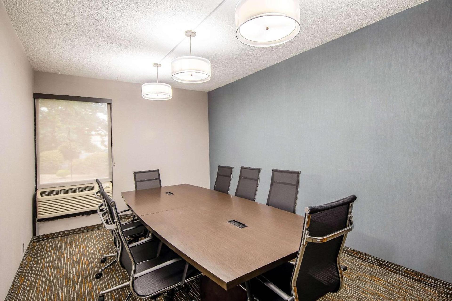 Comfort Inn Greenville - Haywood Mall photo 32