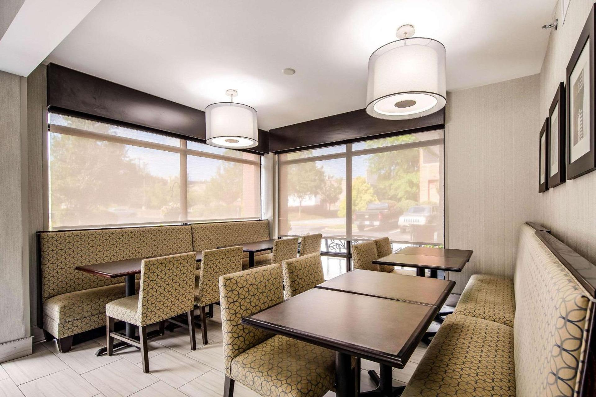 Comfort Inn Greenville - Haywood Mall photo 37
