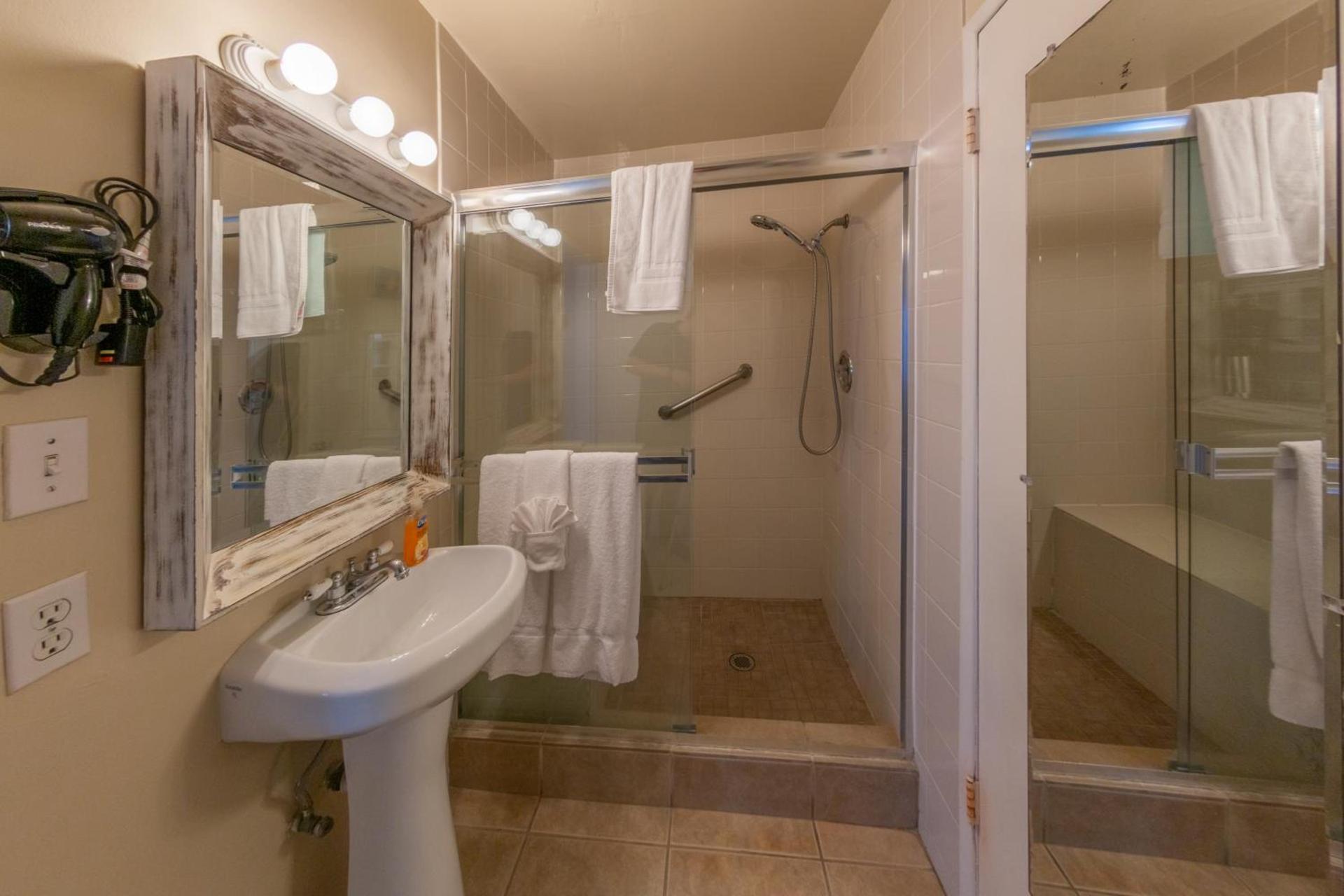 Beachwalk Villas photo 20