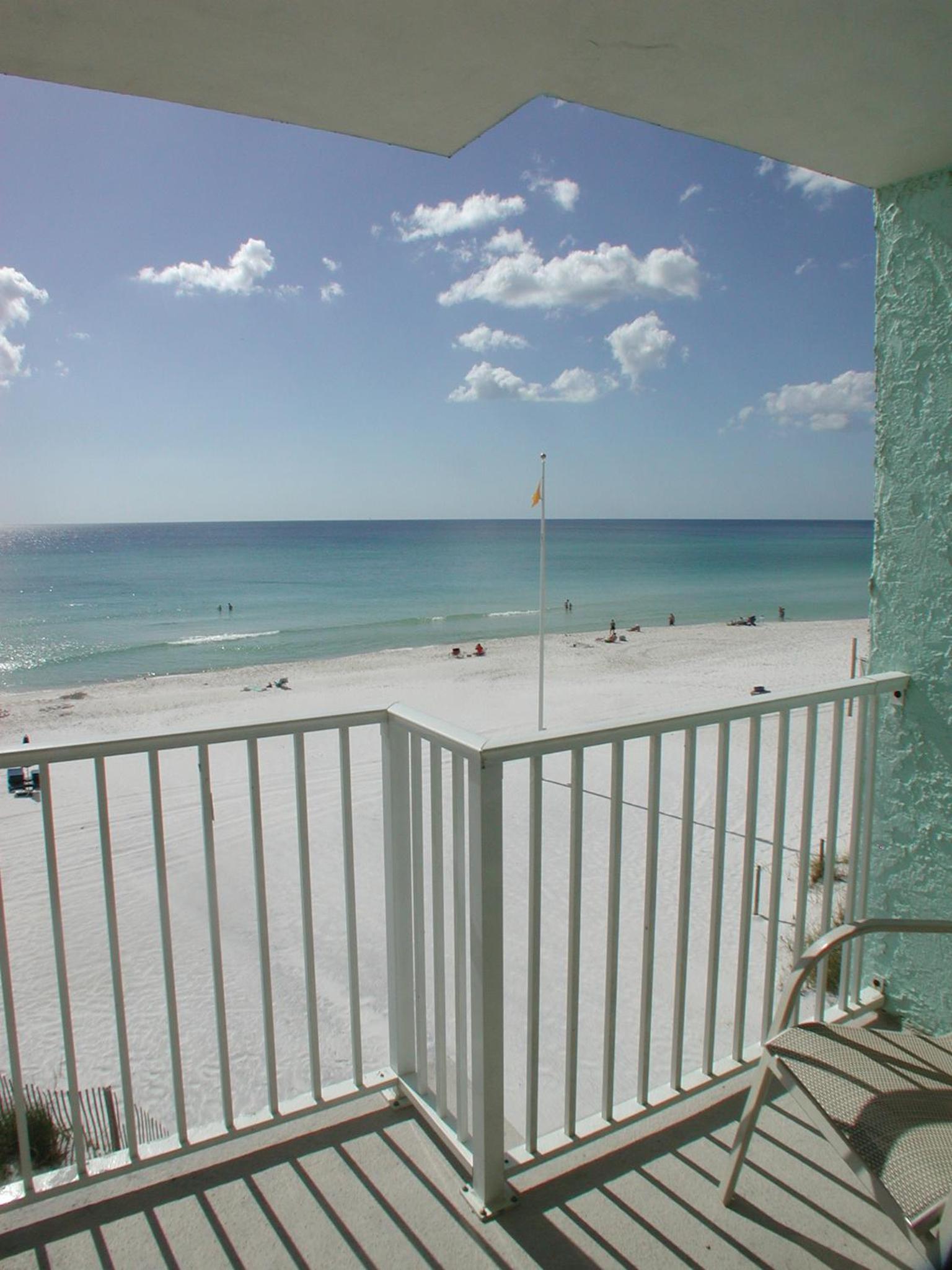 Landmark Holiday Beach photo 22
