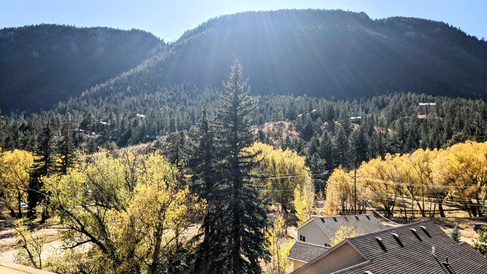 Green Mountain Falls Lodge photo 29