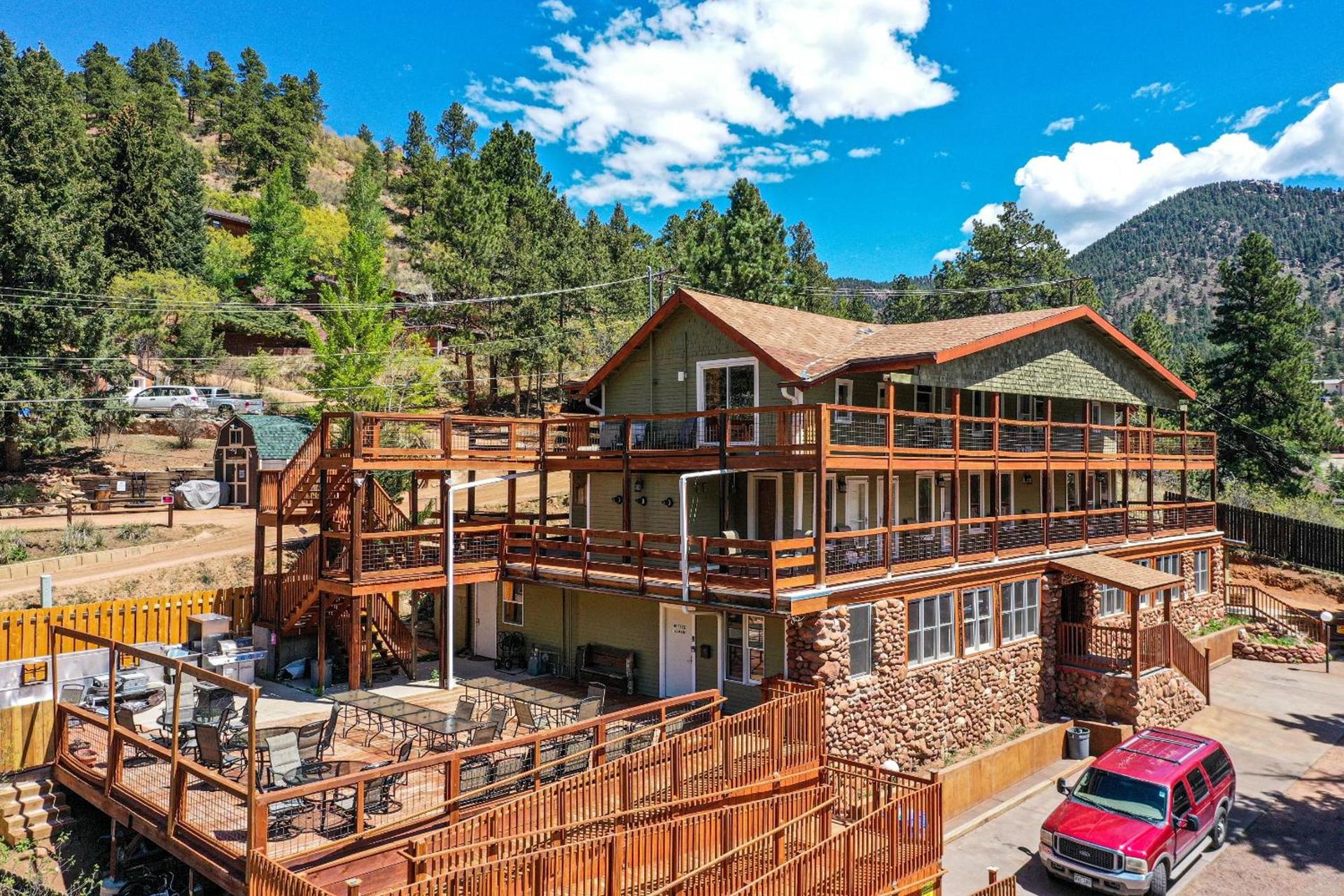 Green Mountain Falls Lodge photo 37