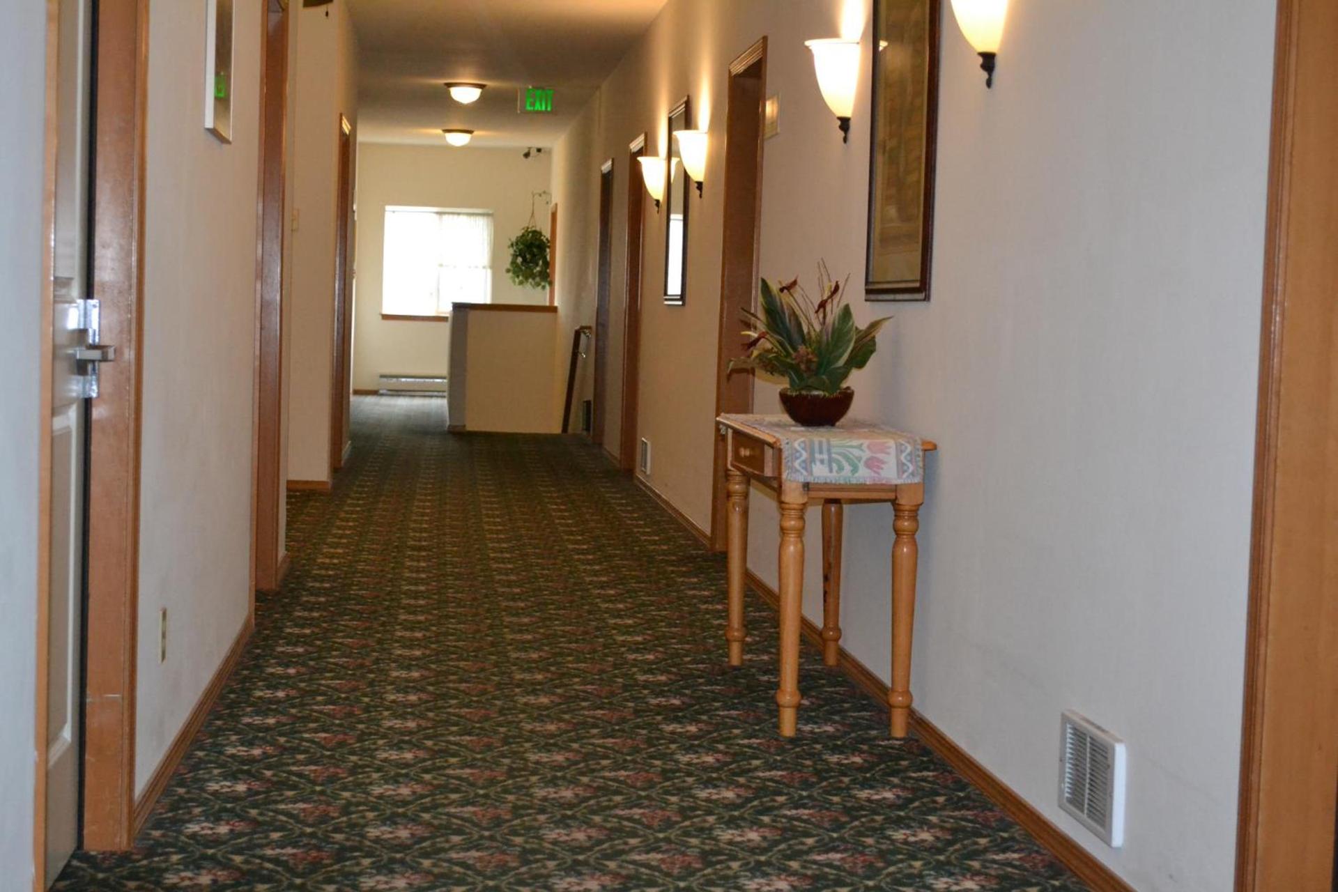 Anaco Bay Inn photo 9