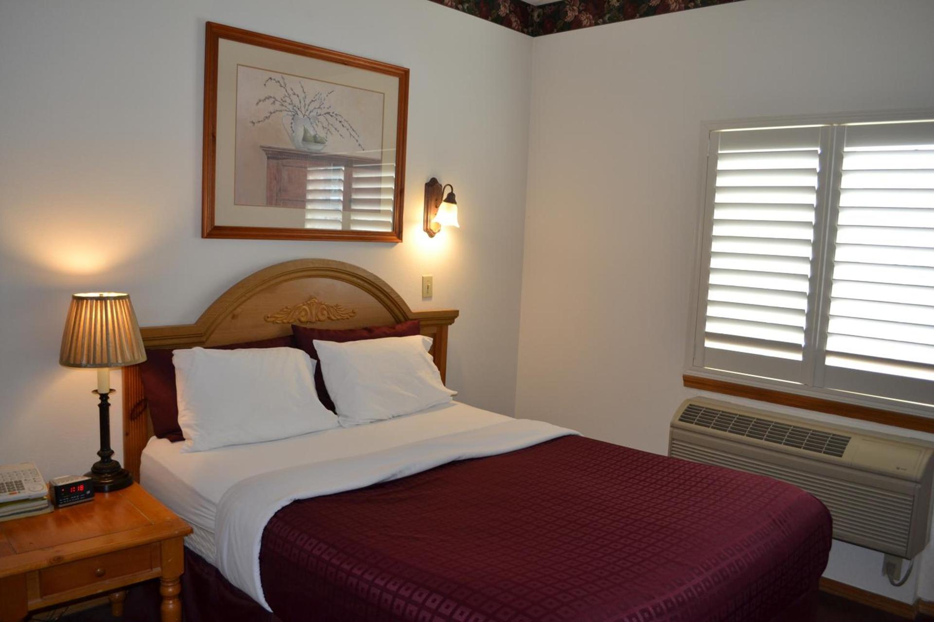Anaco Bay Inn photo 7
