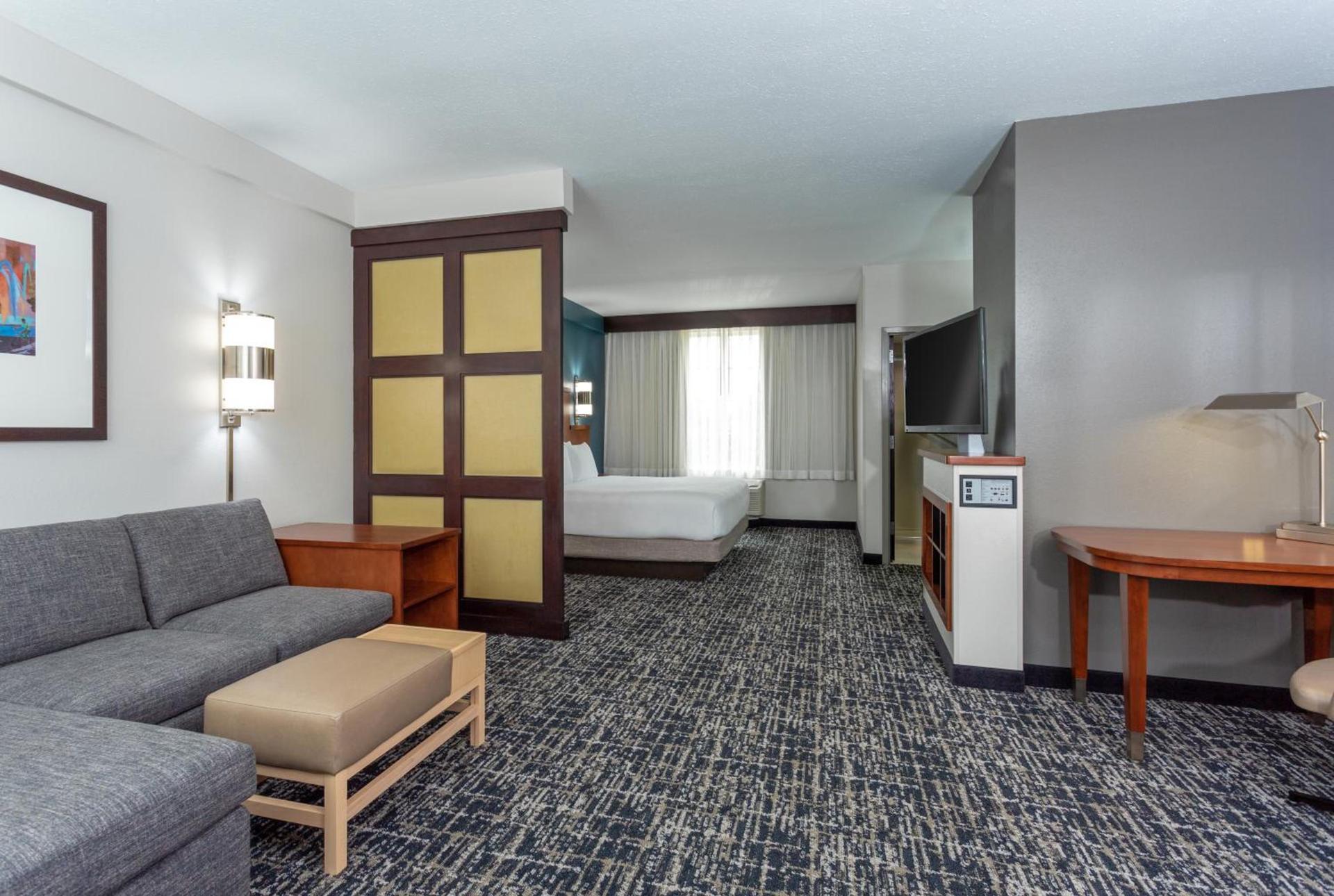 Hyatt Place Columbus-North photo 25