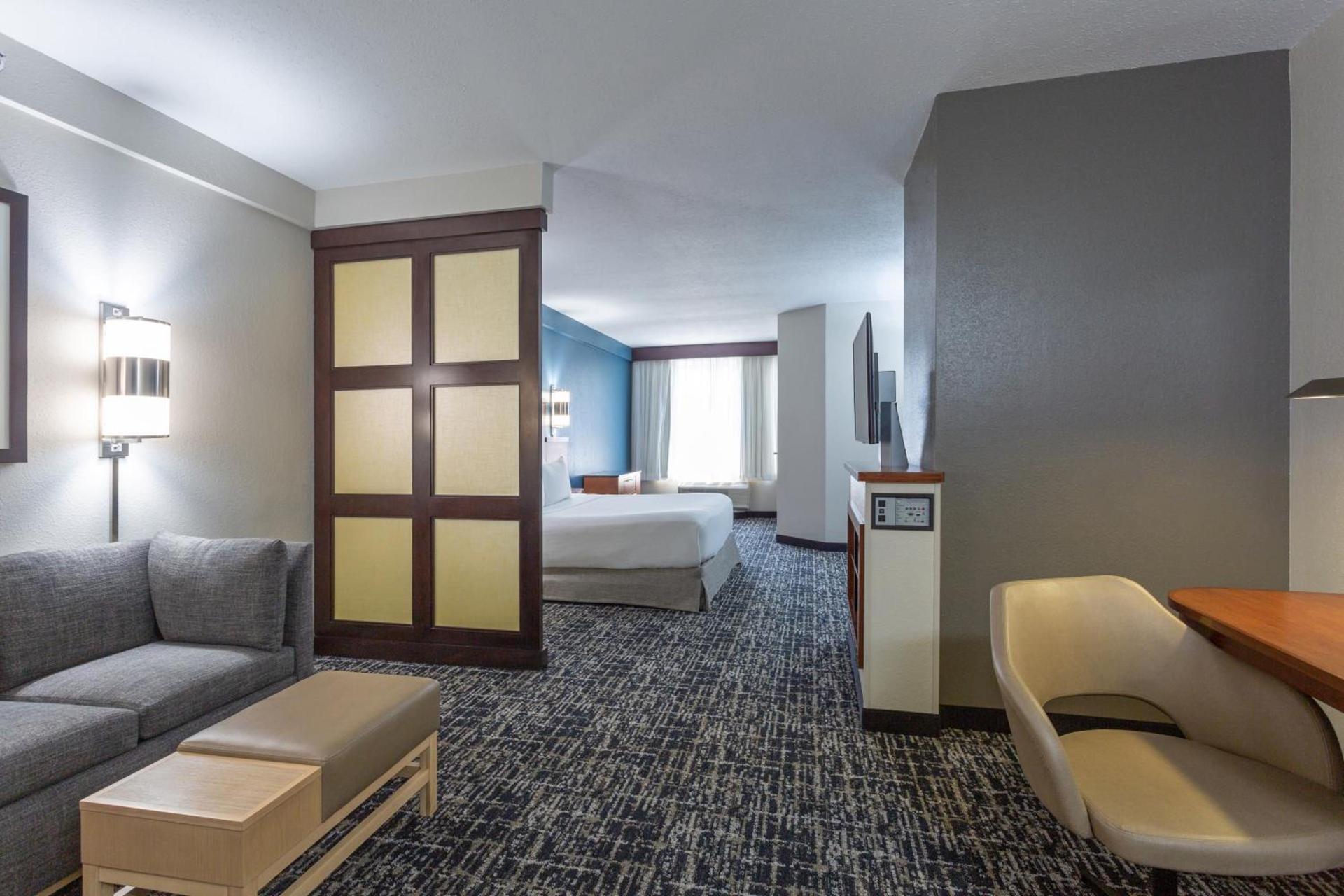 Hyatt Place Columbus-North photo 11