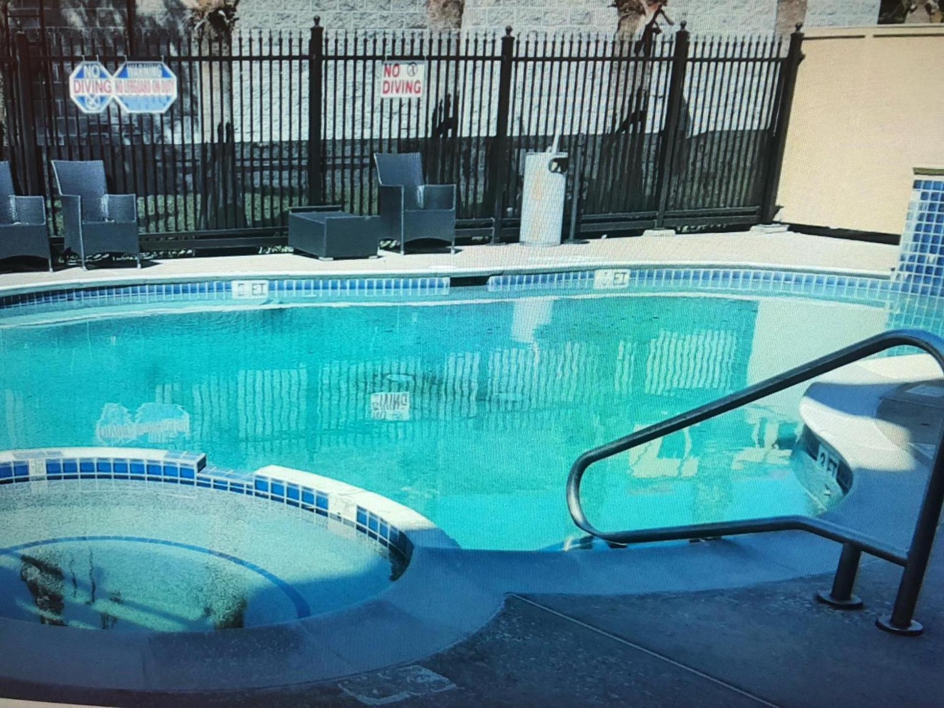 Wingate by Wyndham Humble/Houston Intercontinental Airport photo 60