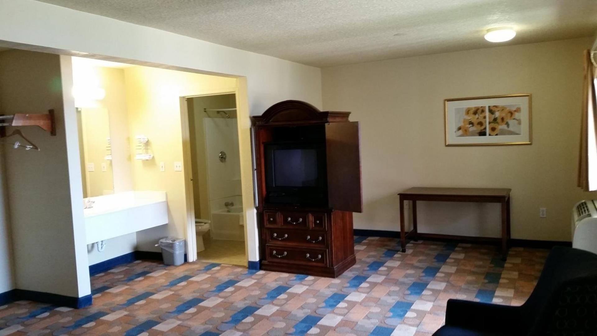 Travel Inn Motel photo 31