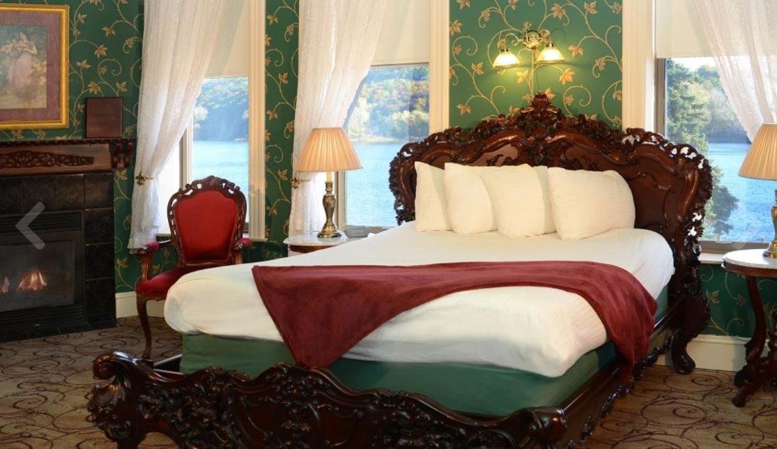 Water Street Inn photo 53