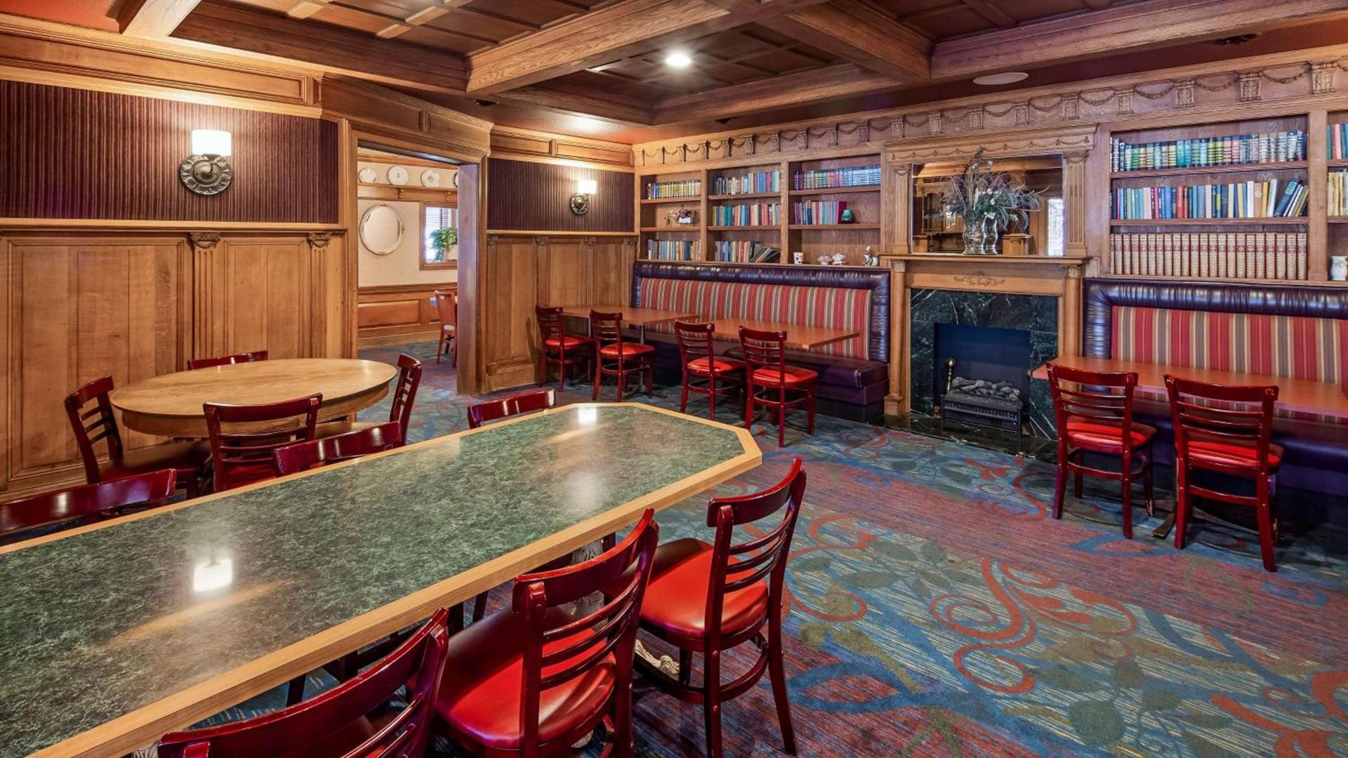 Best Western Greenfield Inn photo 23