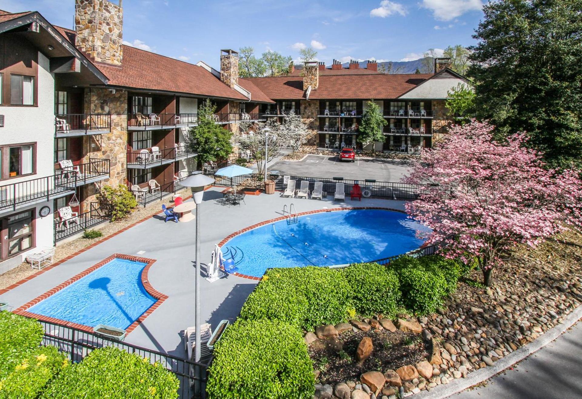 River Edge Inn photo 34