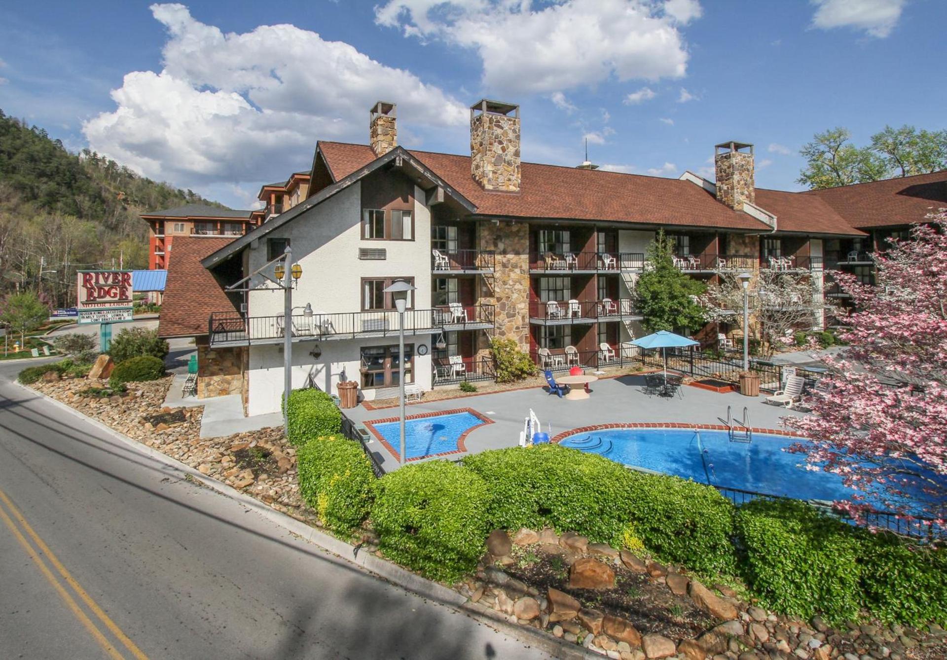 River Edge Inn photo 62