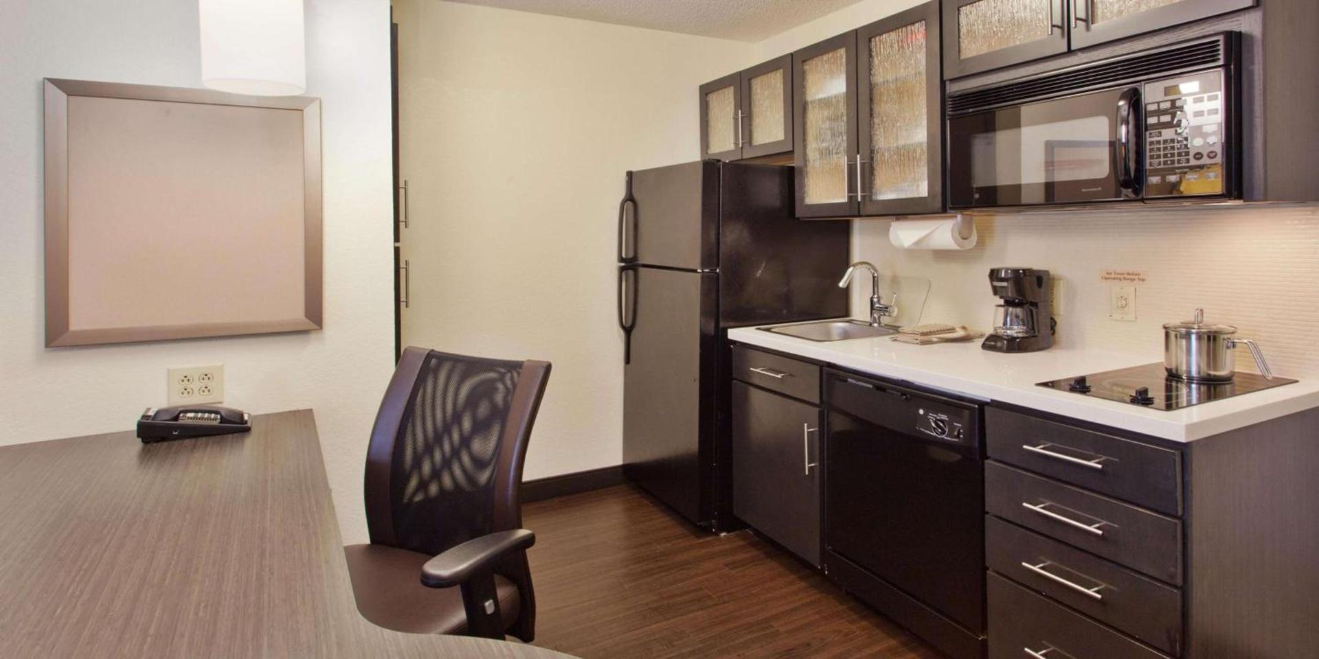 MainStay Suites Southfield-Detroit photo 11