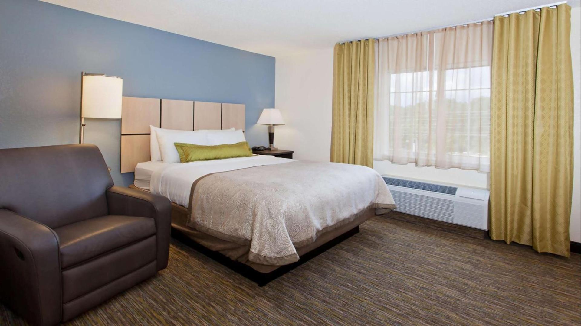 MainStay Suites Southfield-Detroit photo 8