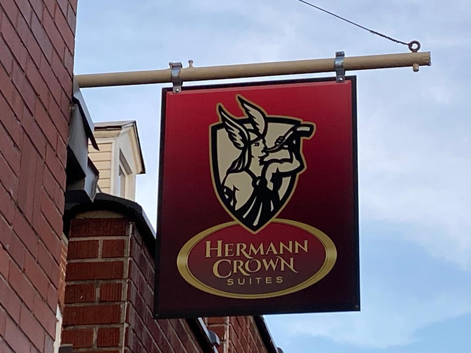Hermann Crown Suites photo 62