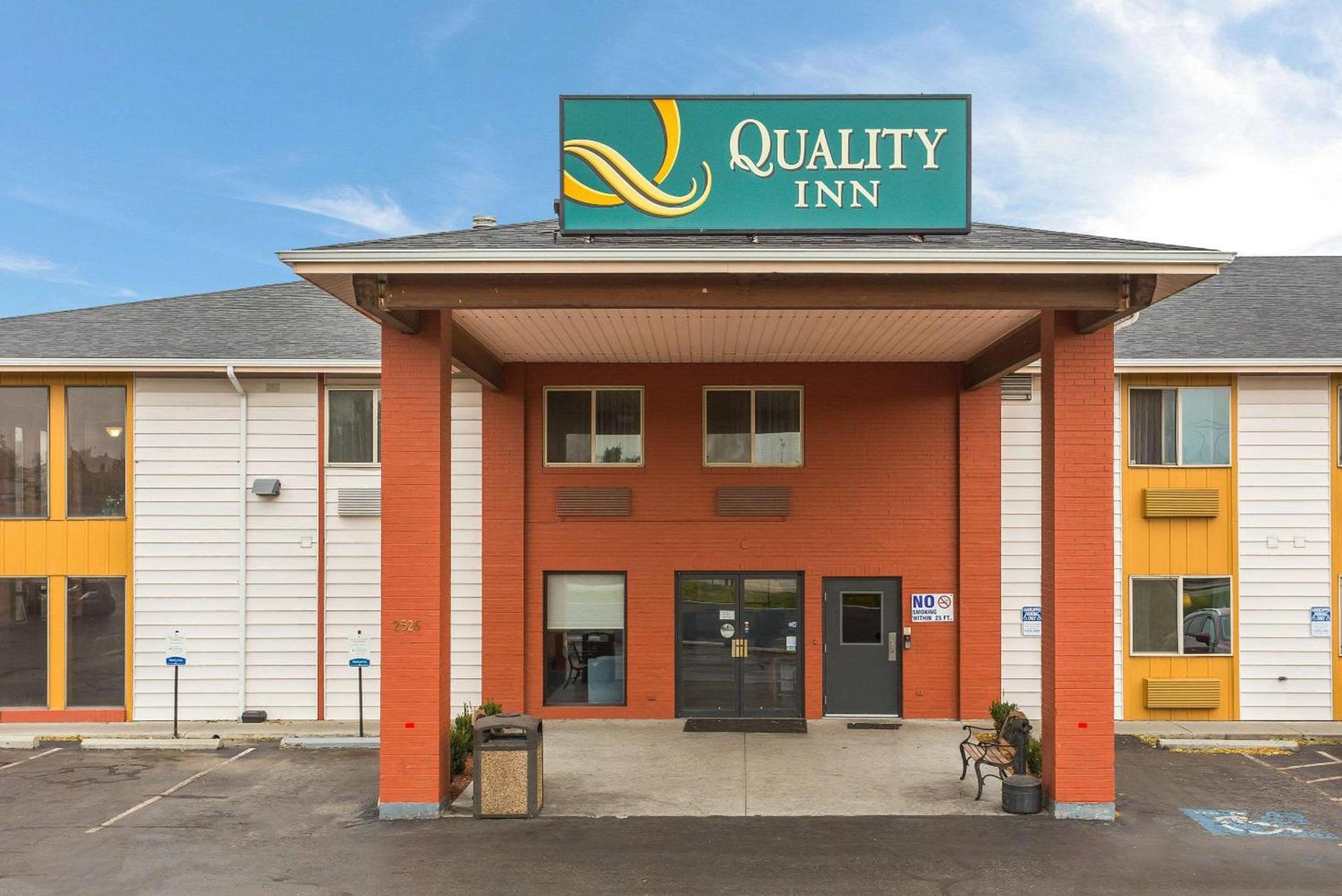 Quality Inn Airport photo 1
