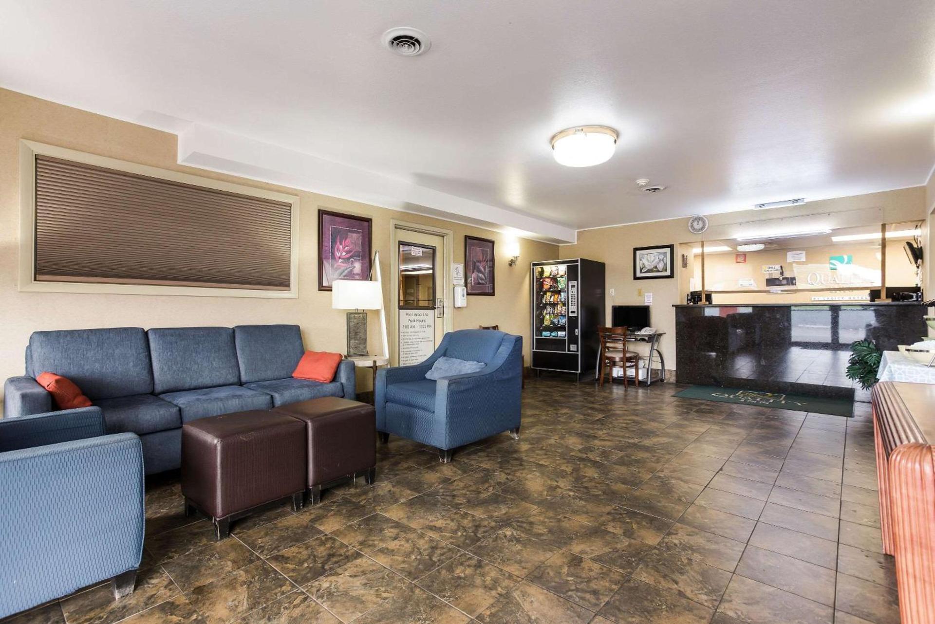 Quality Inn Airport photo 4