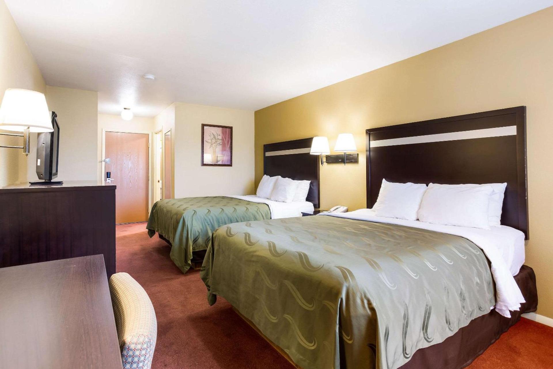 Quality Inn Airport photo 22