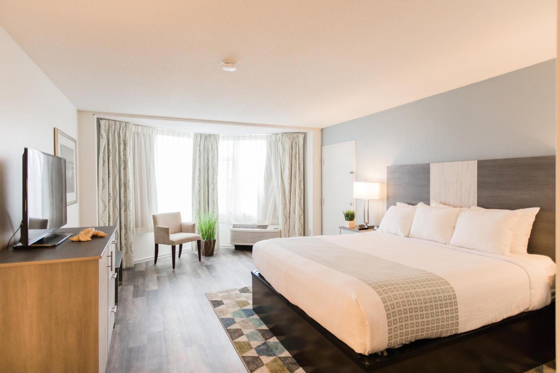 Sea Crest Beach Resort photo 41