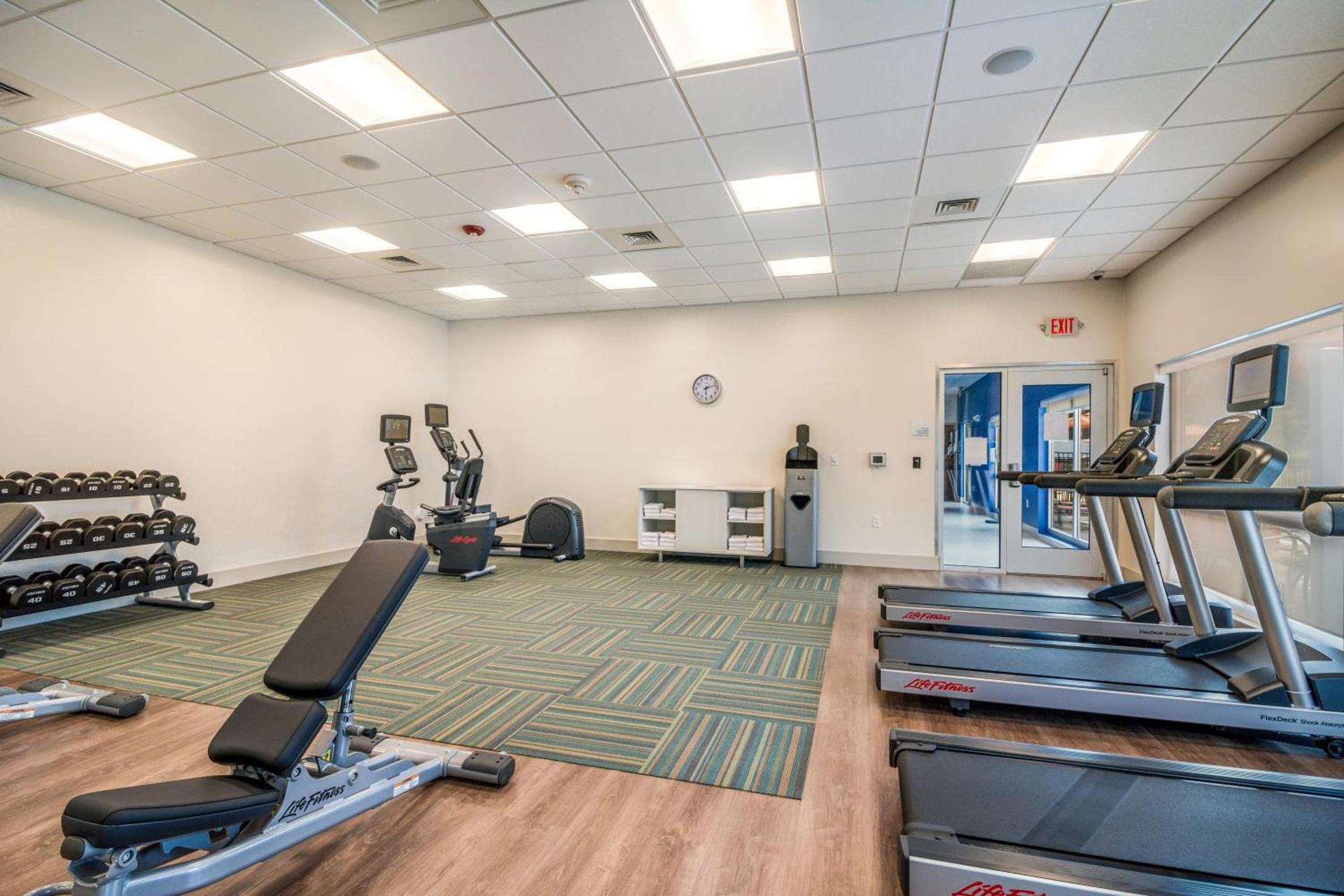 Holiday Inn Express & Suites - Asheboro by IHG photo 15