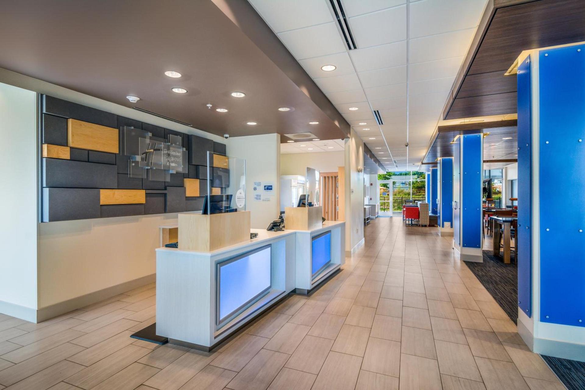 Holiday Inn Express & Suites - Asheboro by IHG photo 13