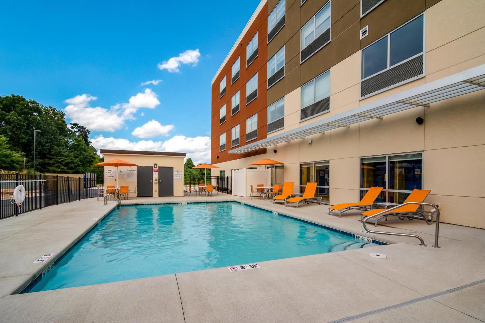 Holiday Inn Express & Suites - Asheboro by IHG photo 37