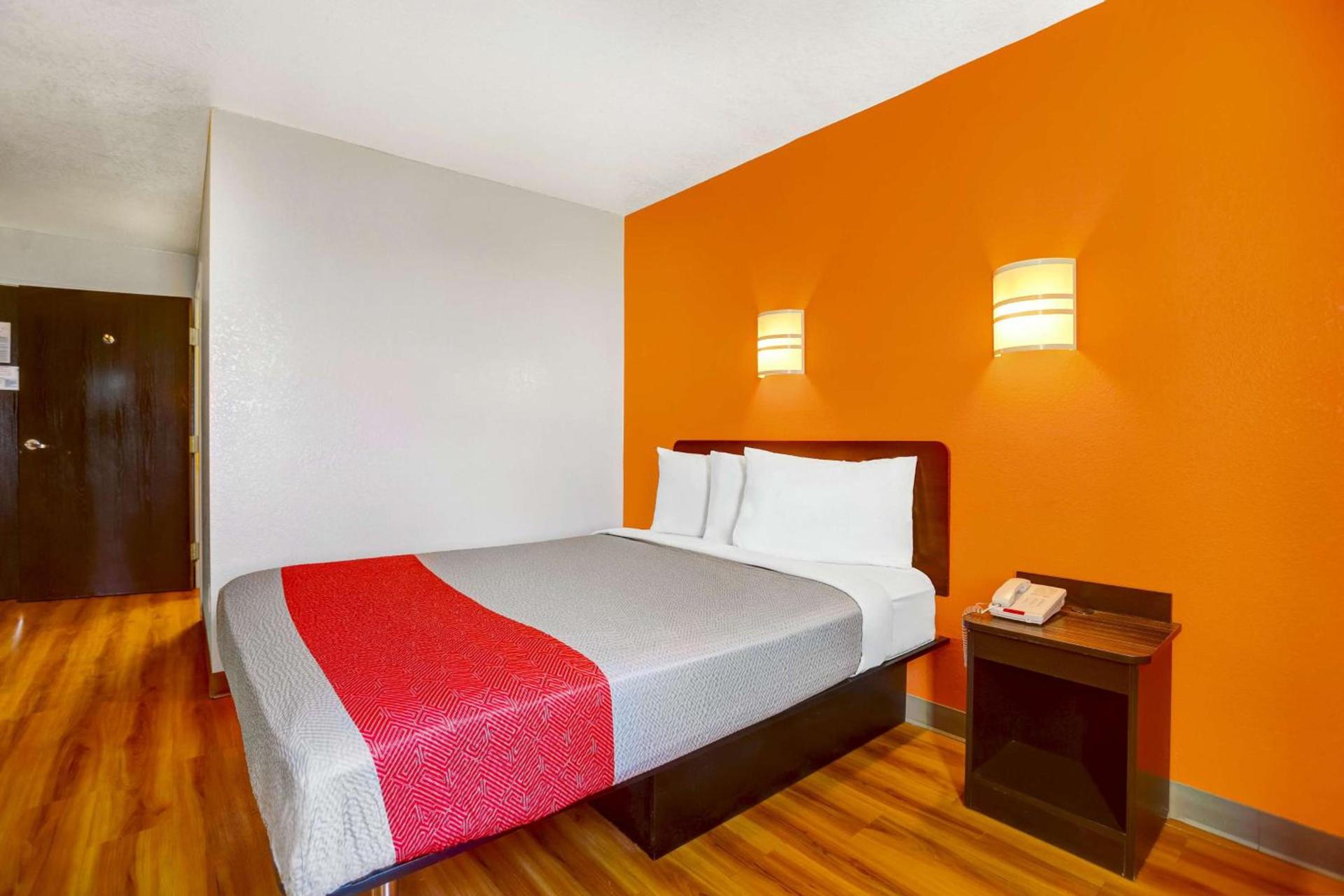 Motel 6-Benson, AZ photo 9