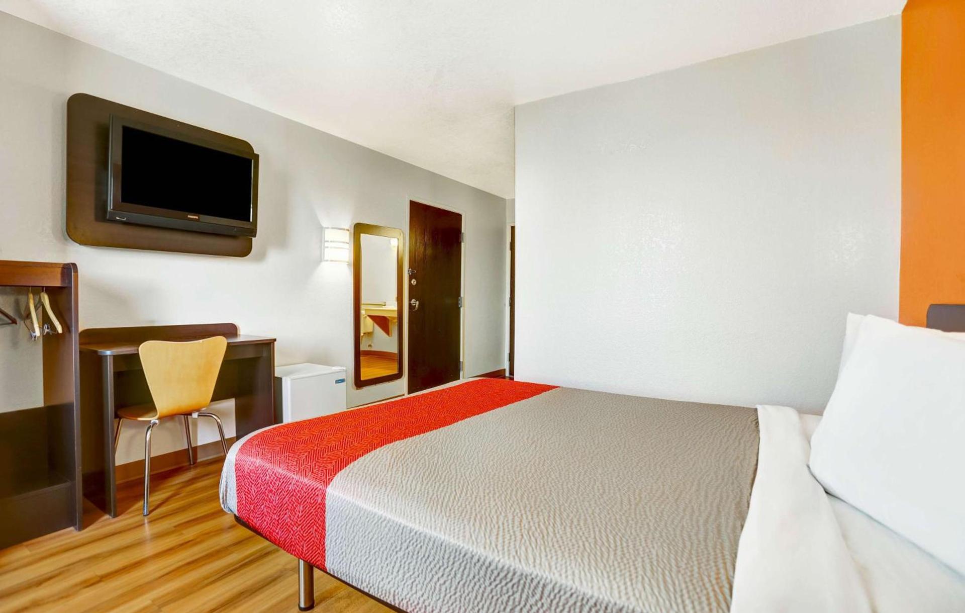 Motel 6-Benson, AZ photo 10