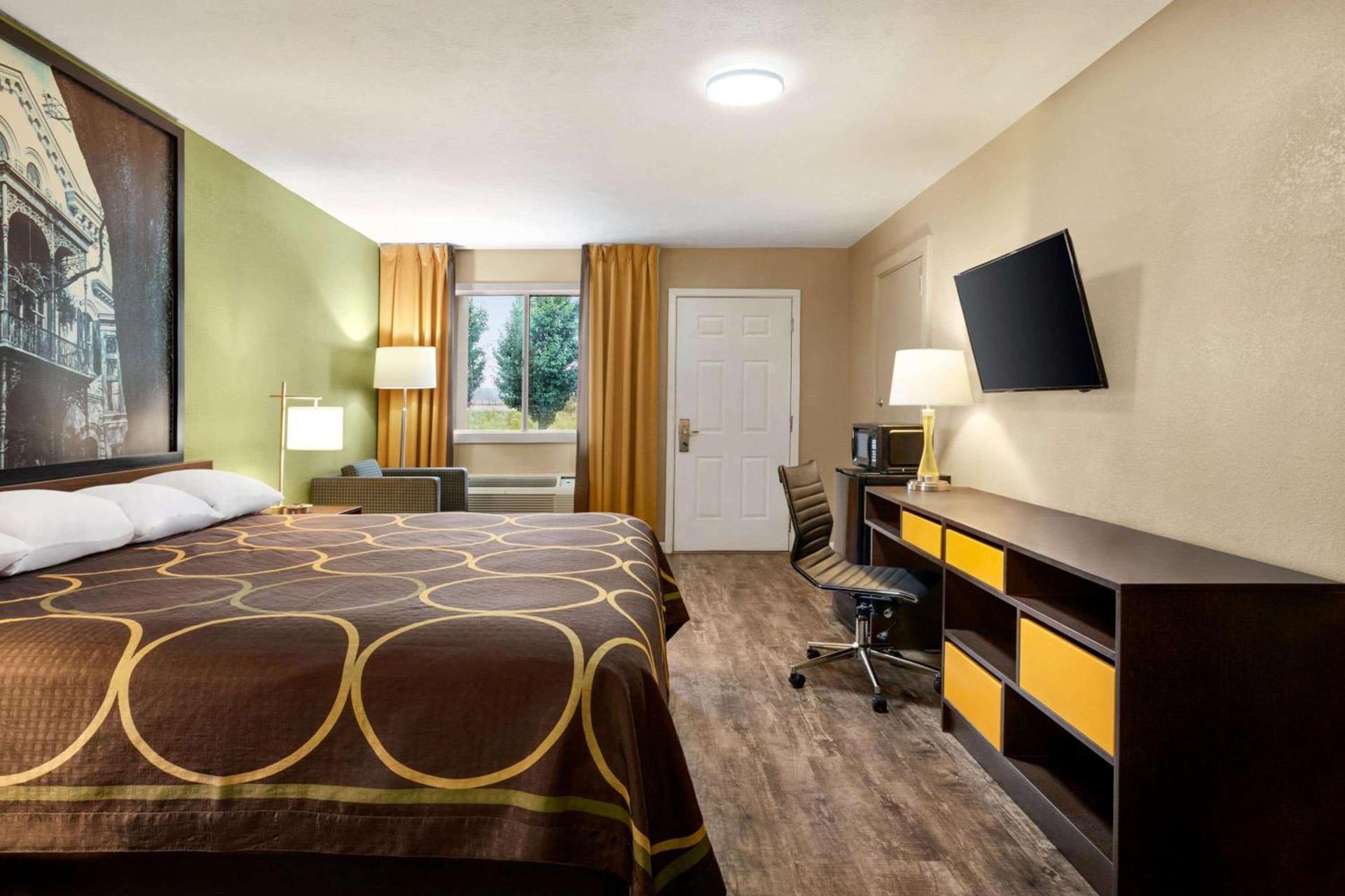 Super 8 by Wyndham Brookhaven photo 43