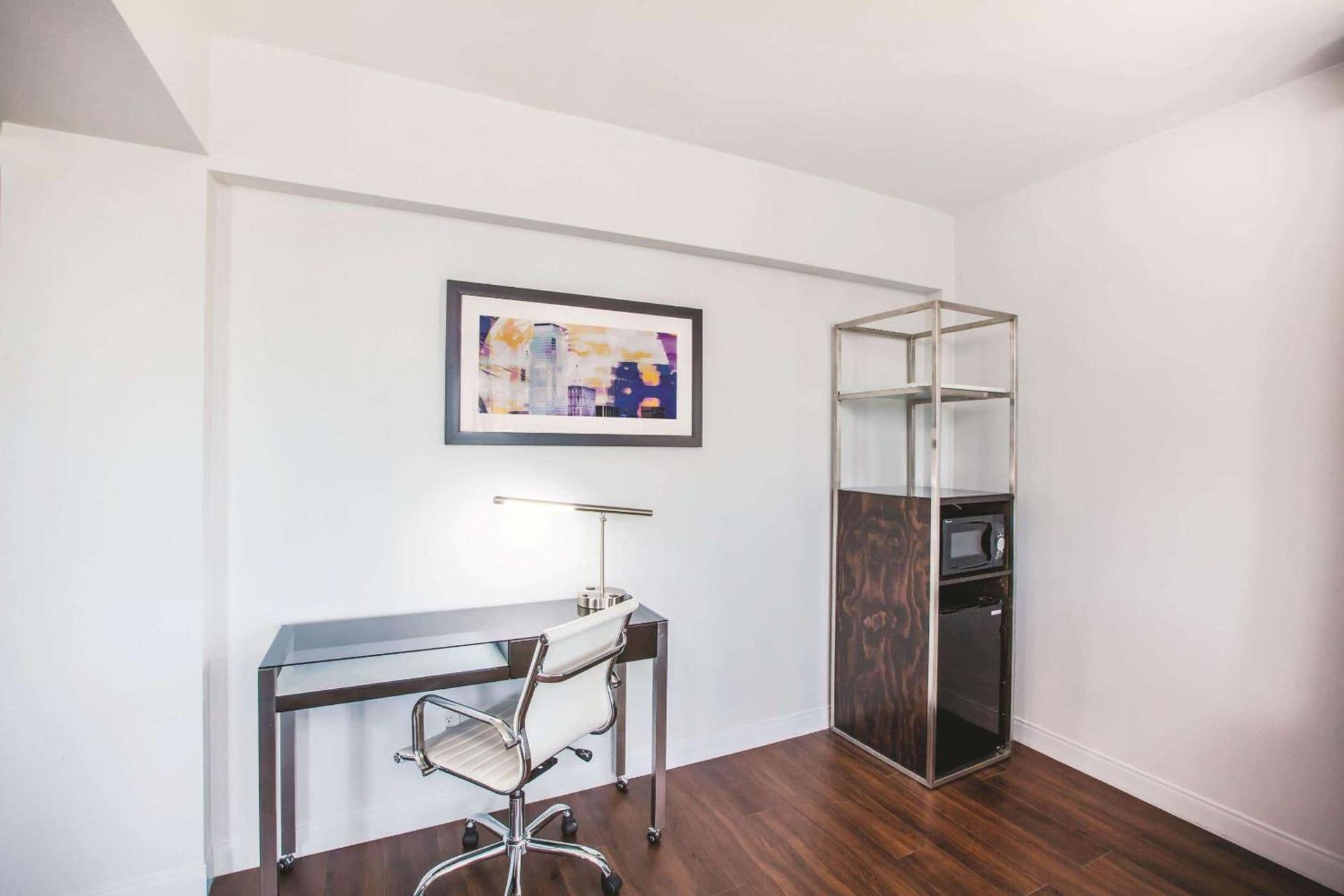 Holiday Inn Express - Dallas Downtown by IHG photo 10