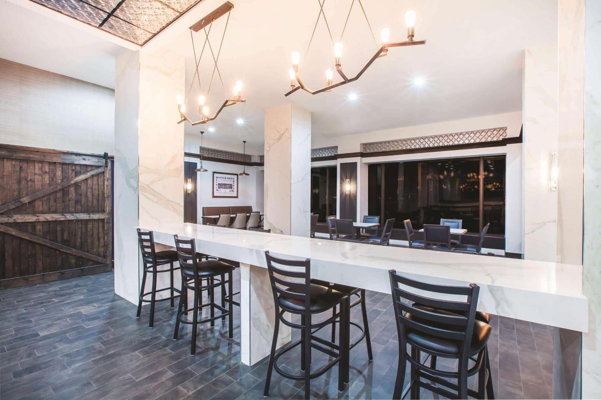 Holiday Inn Express - Dallas Downtown by IHG photo 29