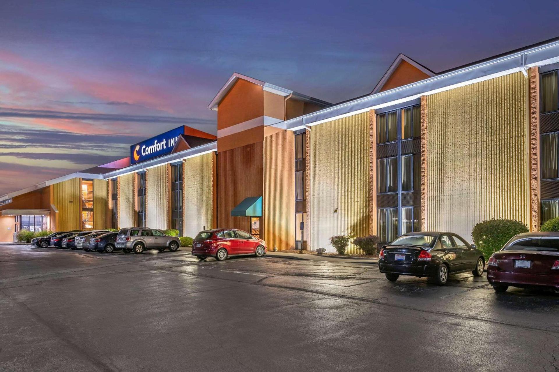 Comfort Inn Cincinnati Northeast photo 4