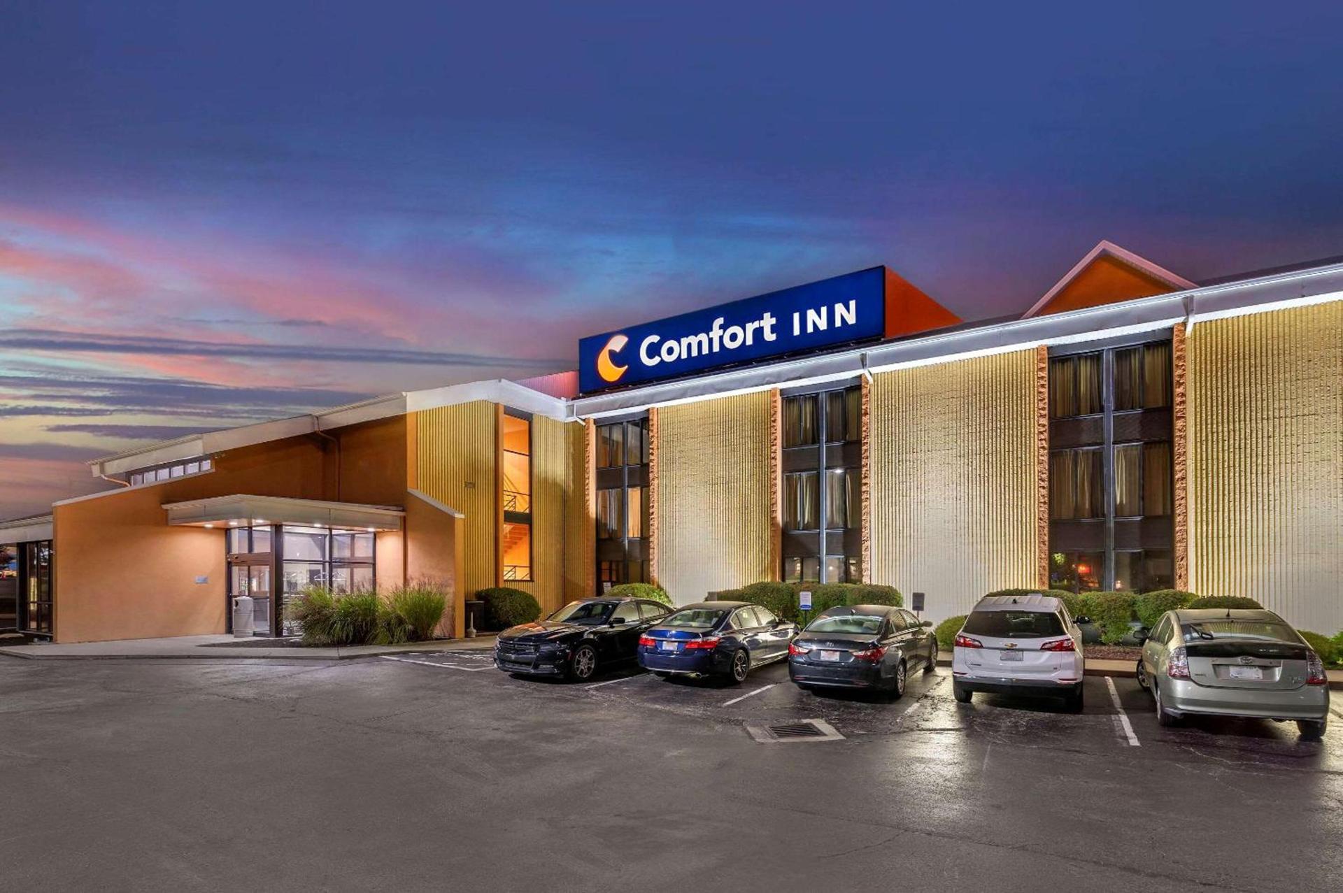 Comfort Inn Cincinnati Northeast photo 6