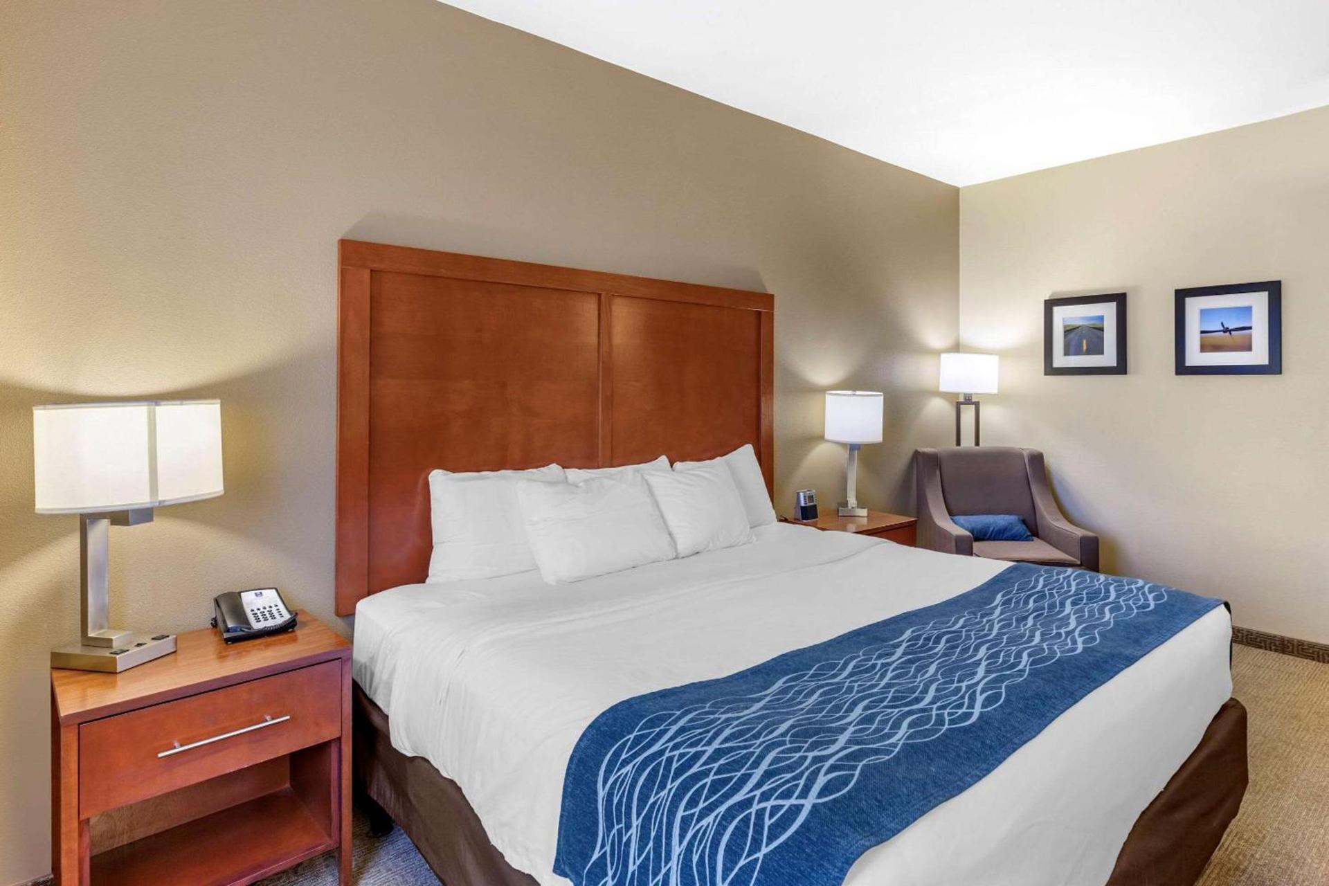 Comfort Inn Evansville-Casper photo 9